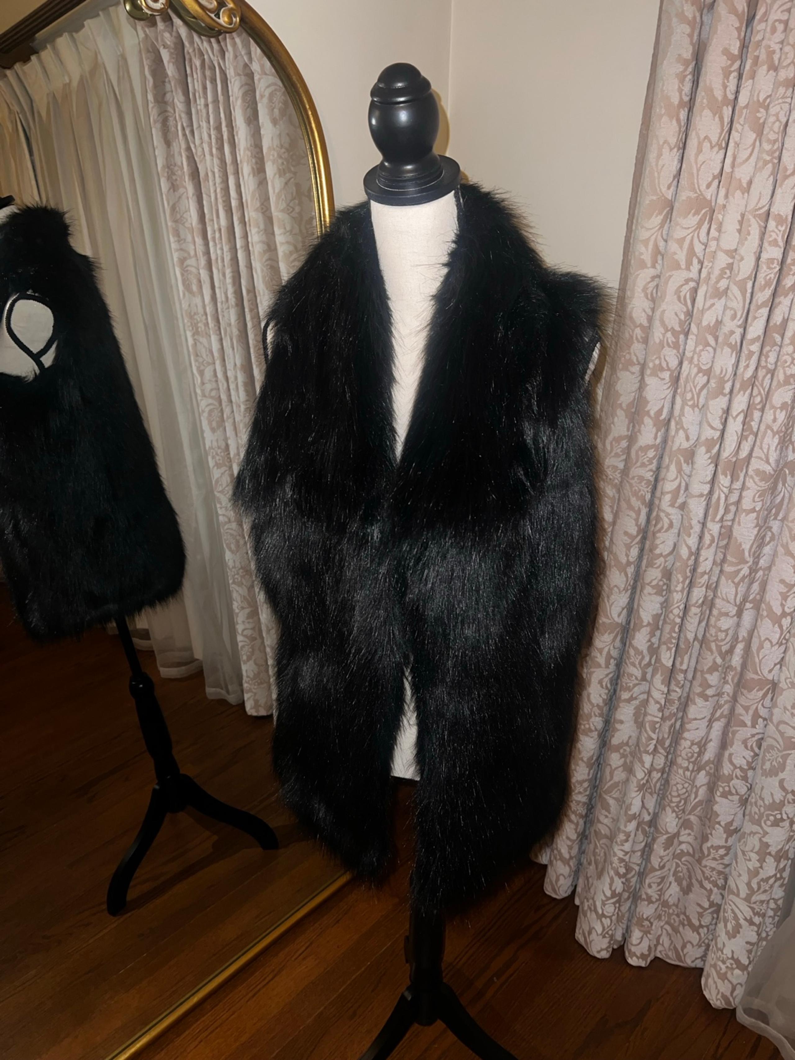 via spiga faux vest