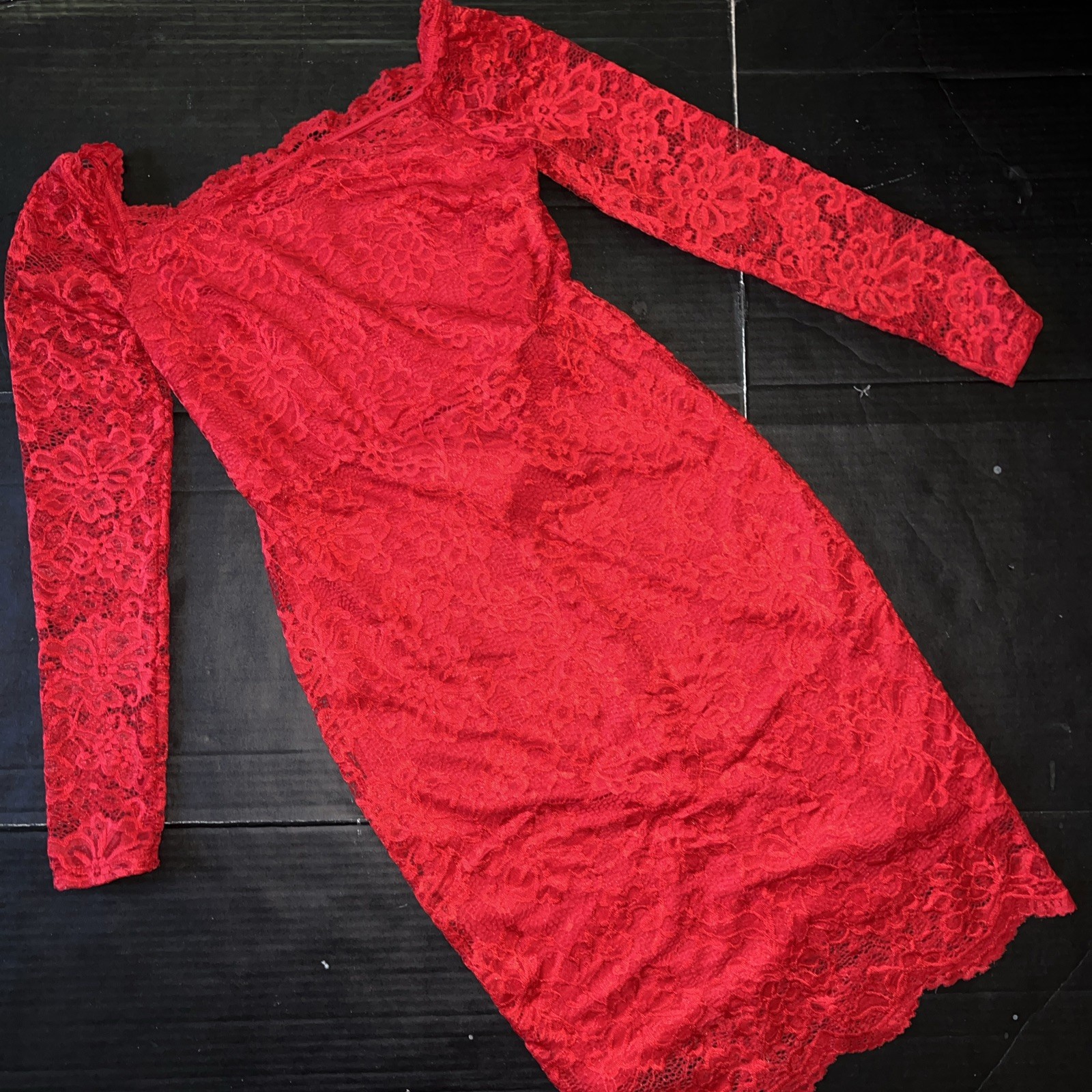 NWT H&M Dress OFF SHOULDER RED LACE BODYCON HM size 6 EUR 38