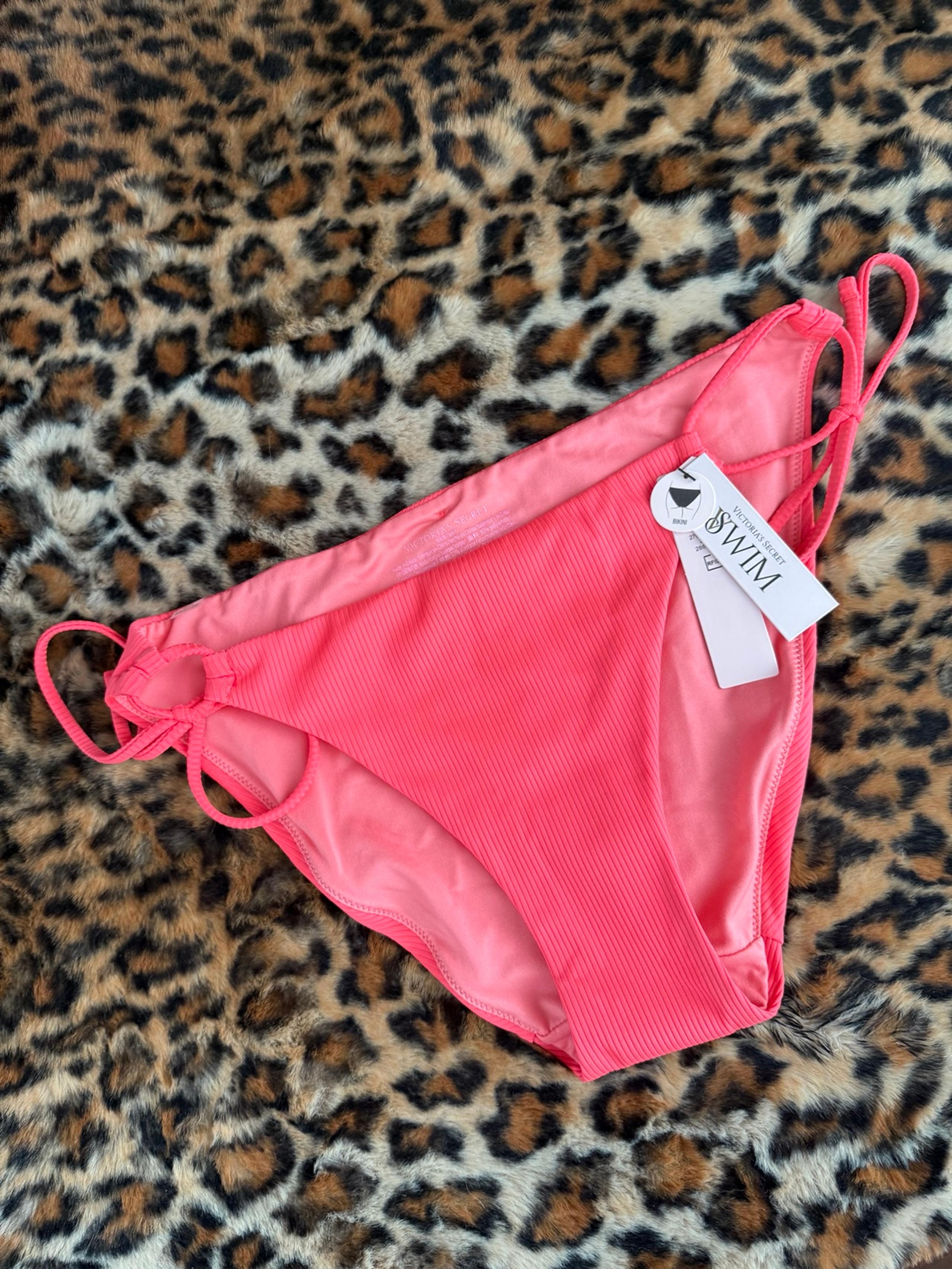 Small Victoria secret coral tie side bottom. S VS