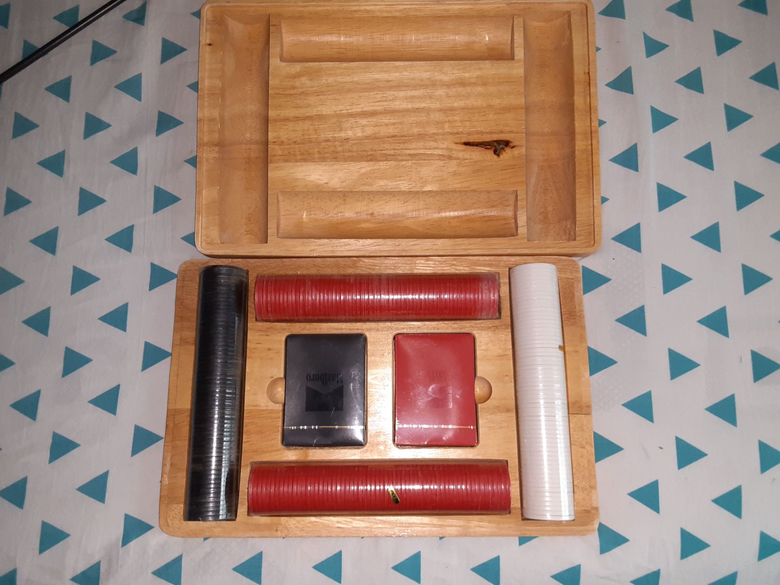 Marlboro Poker set