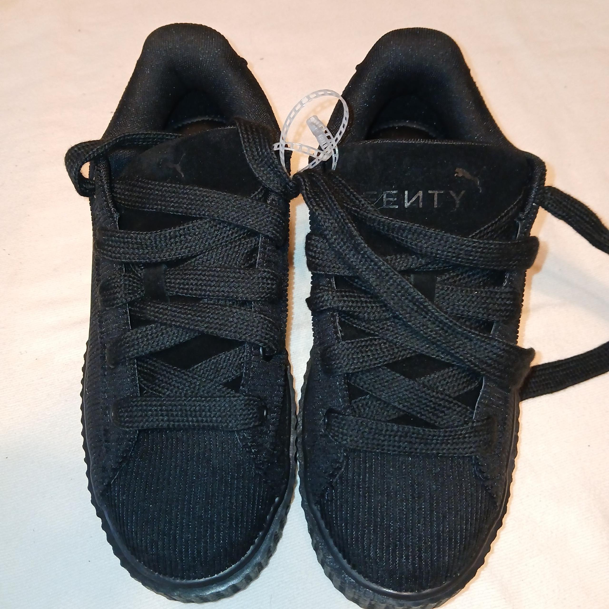 NWT Sz.8 Women's Puma Fenty Creeper Phatty Corduroy Lowtop Platform Sneakers