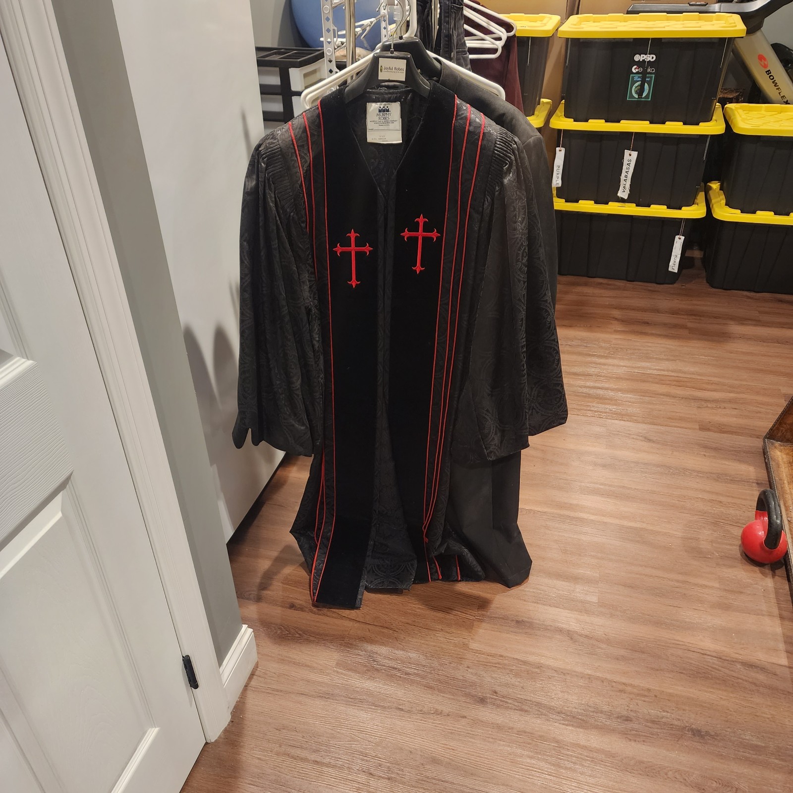 Mens doctoral pulpit robe