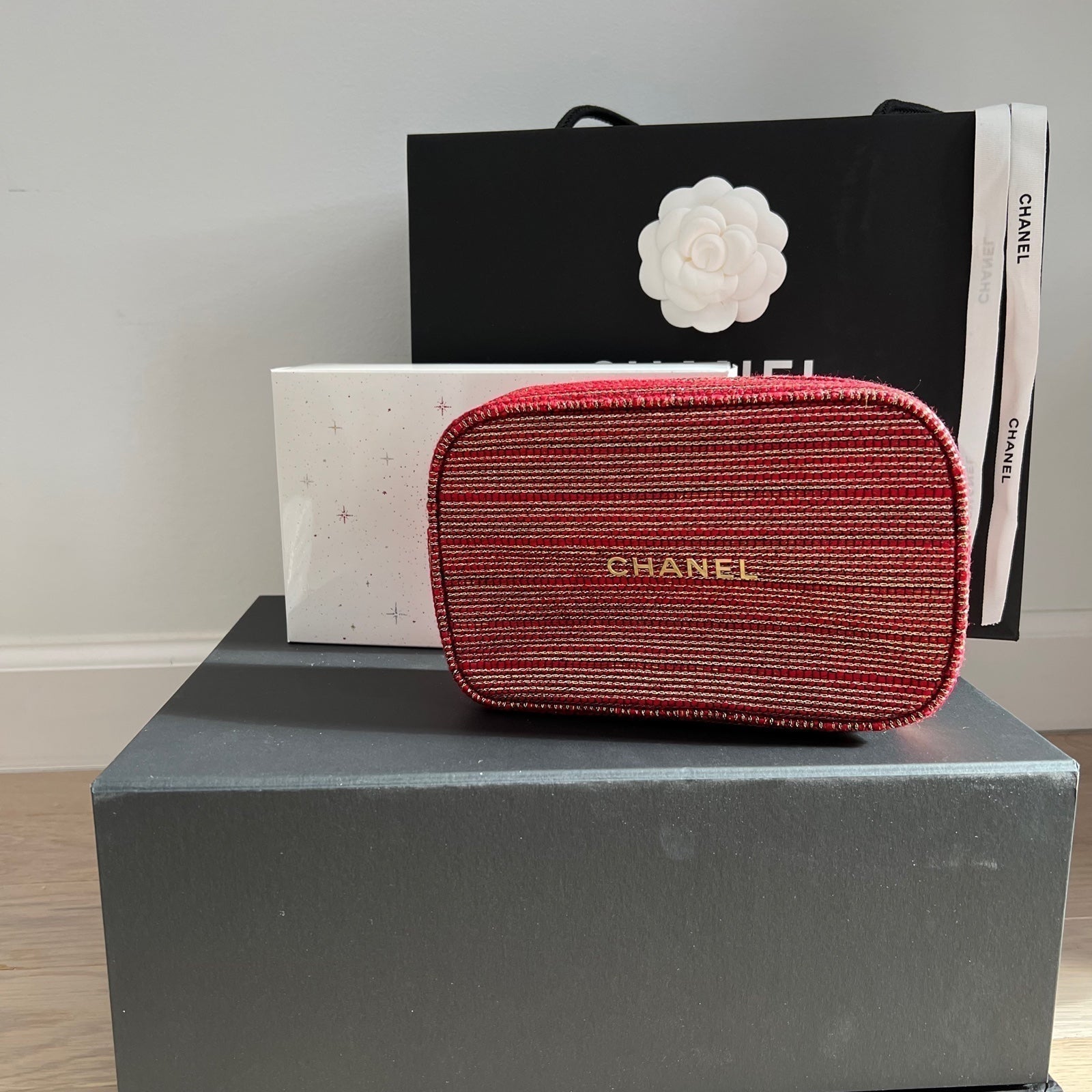 Chanel holiday 2022 sheer genius BNIB