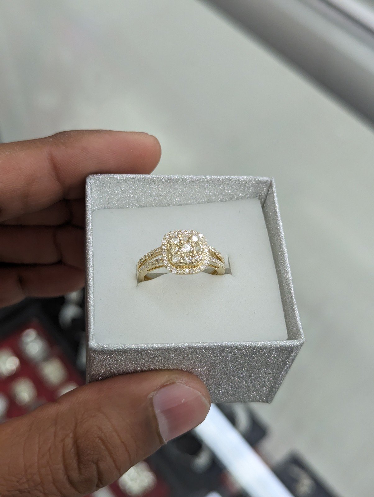 Real Diamond 10kt Gold Ring  For Women