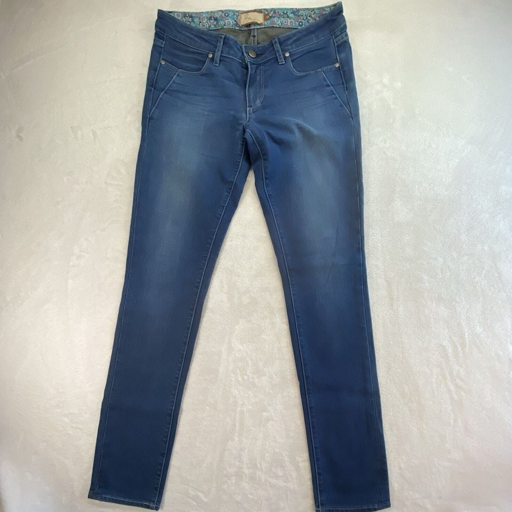 Paige Jeans Womens 28x31 straight leg blue Denim low rise Y2K
