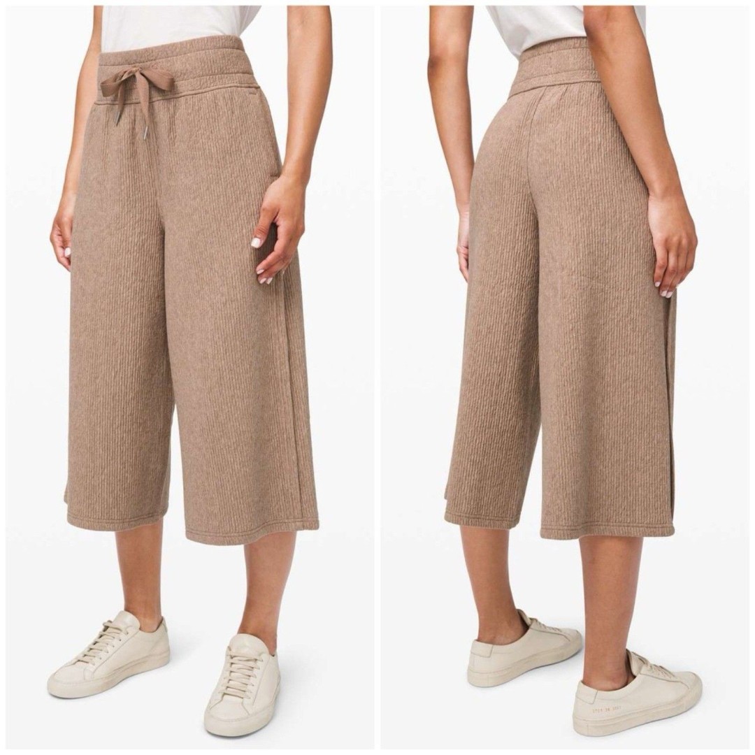 Lululemon Retreat Yourself Heathered Soft Sand Crop Wide Leg Sz 12 Crinkled