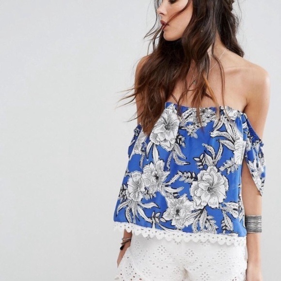 NWT! Lovers + Friends “life’s a beach” b