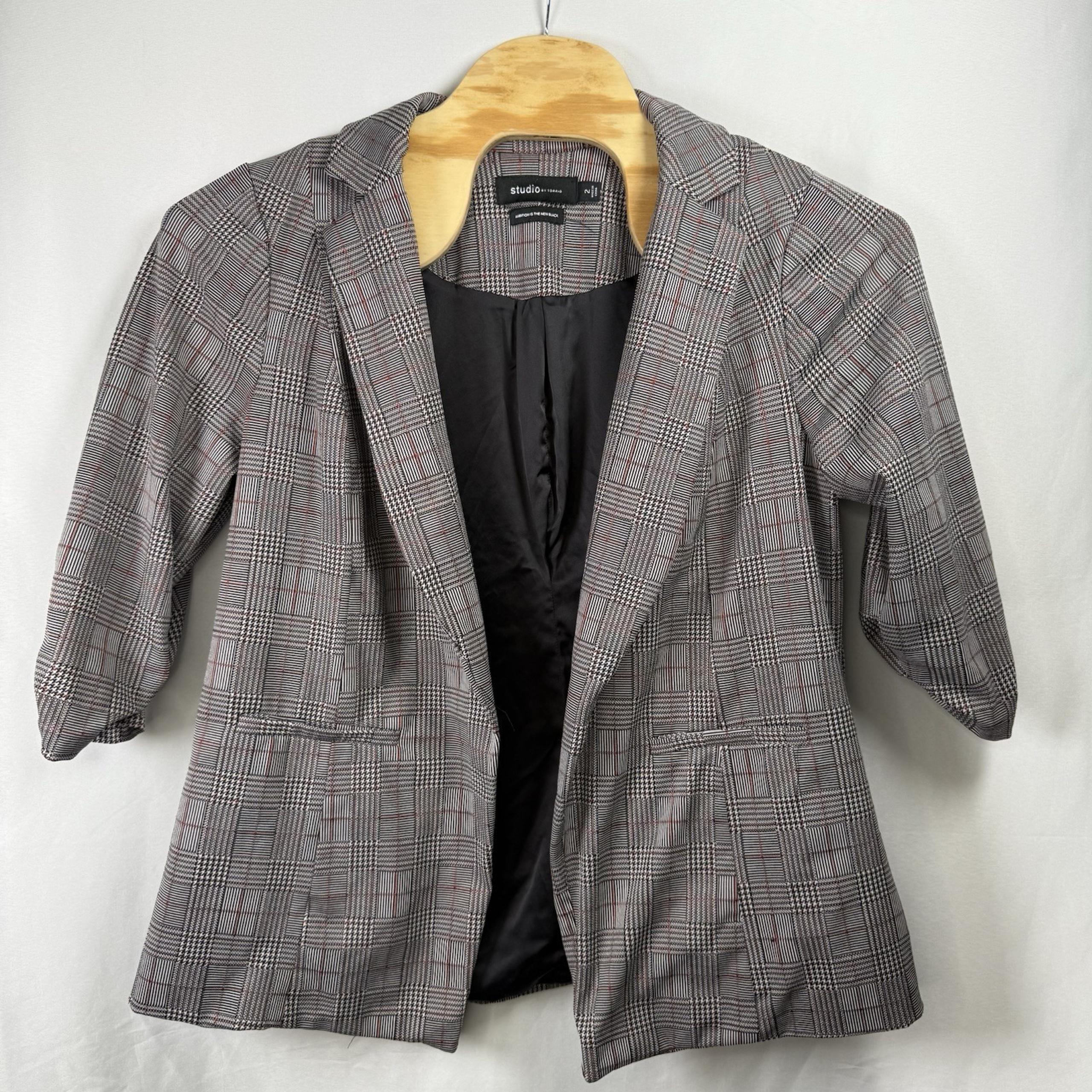 Studio by Torrid Blazer Houndstooth Size 2X  Plus Studio Ponte Knit Tailored Fit