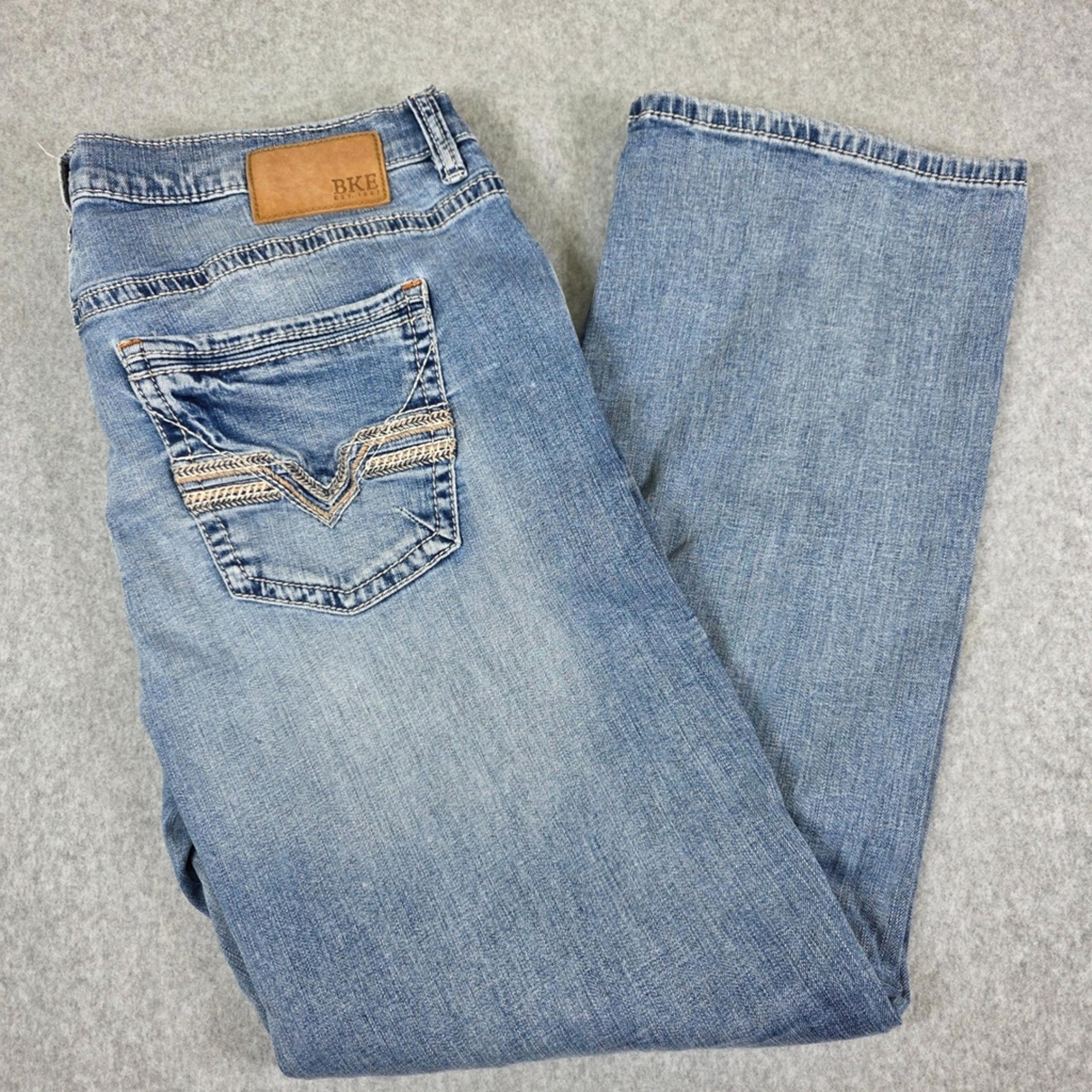 BKE Tyler Relaxed Bootcut Jeans Men's 40x32 Blue Light Wash Denim Embellished
