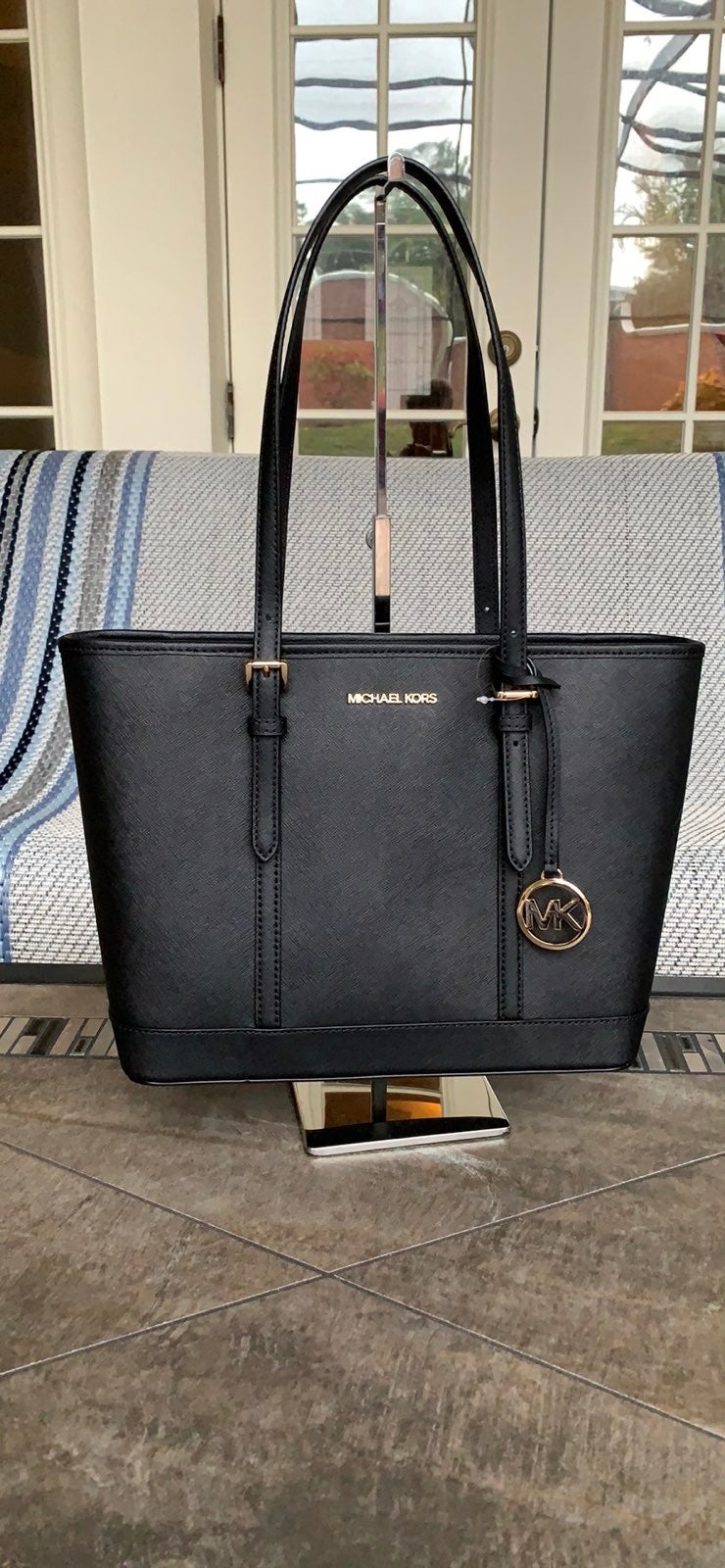 MICHAEL KORS Jet Set Travel Large Top Zip Shoulder Tote Saffiano Leather Black