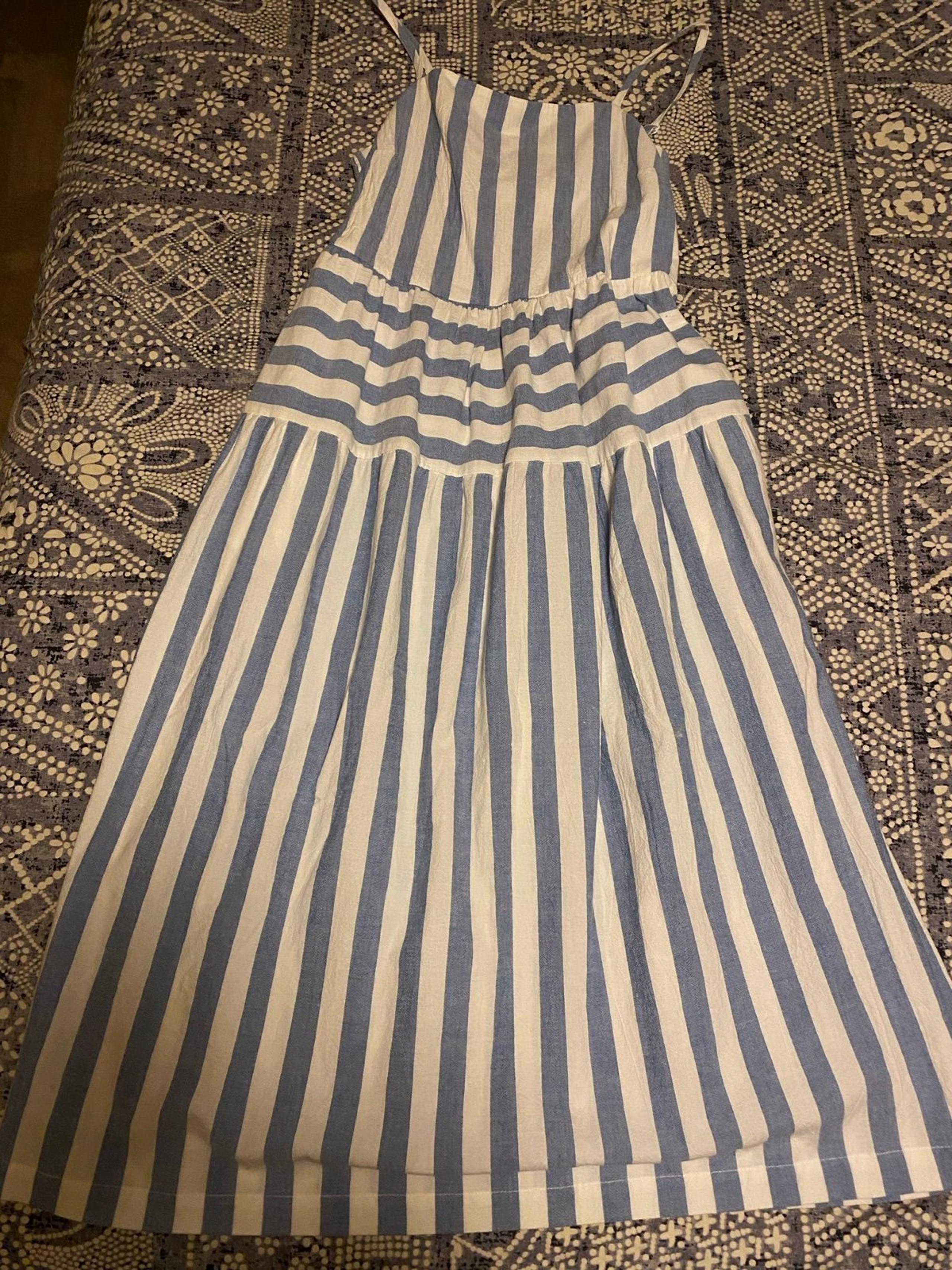 Target sundress with pockets midi SUPER CUTE