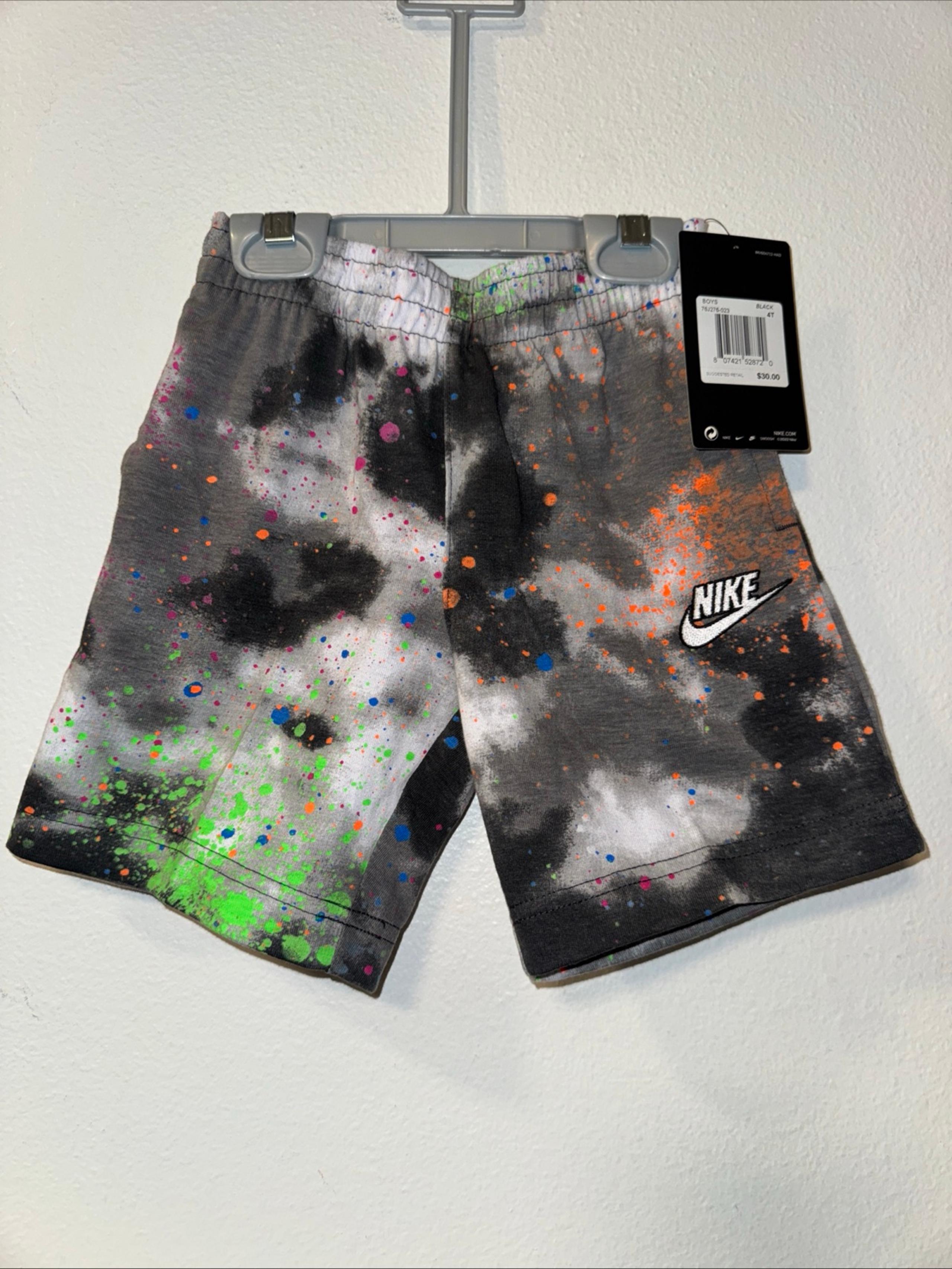 NIKE Kids Club fleece Terry shorts Size 4T Gray multicolor new