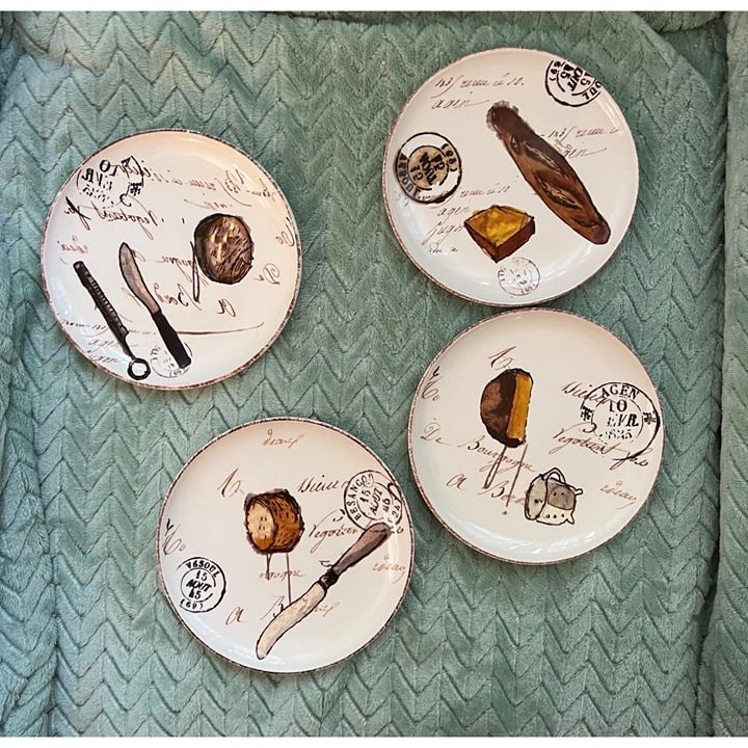 4 Williams-Sonoma French Cafe Cheese Bread Plates Artisanal Salad Appetizer