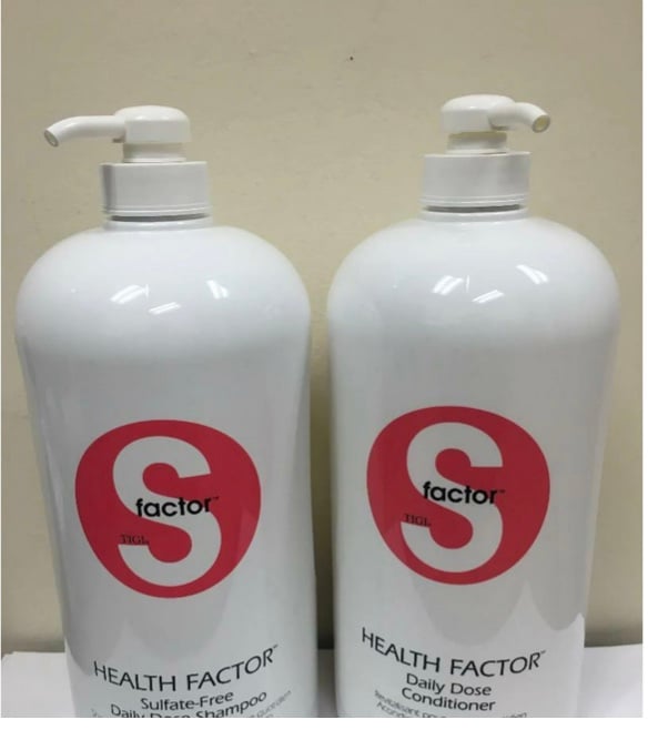 Tigi shampoo and conditioner plus free brush