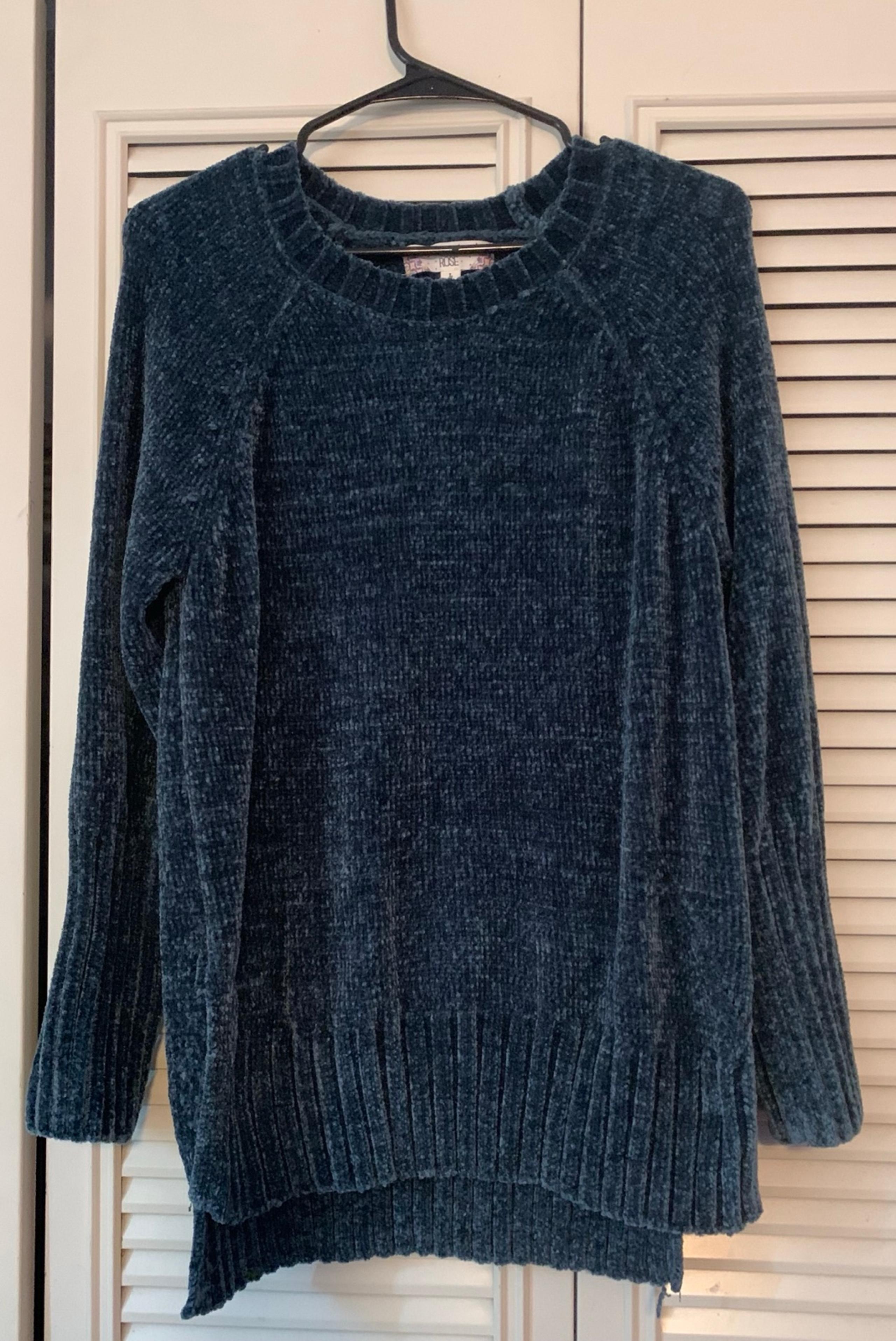 Pink Rose Green Women’s Pullover Sweater Size Large Winter Fall