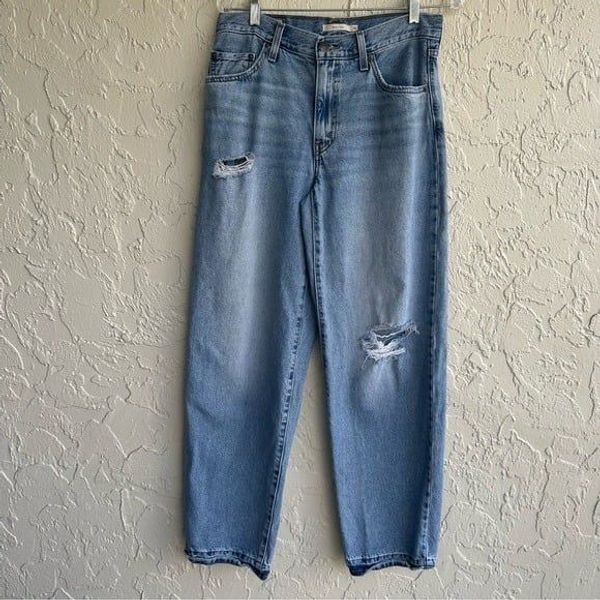 LEVIS Jeans Women 28 Baggy Dad Blue Distressed Loose Premium Denim
