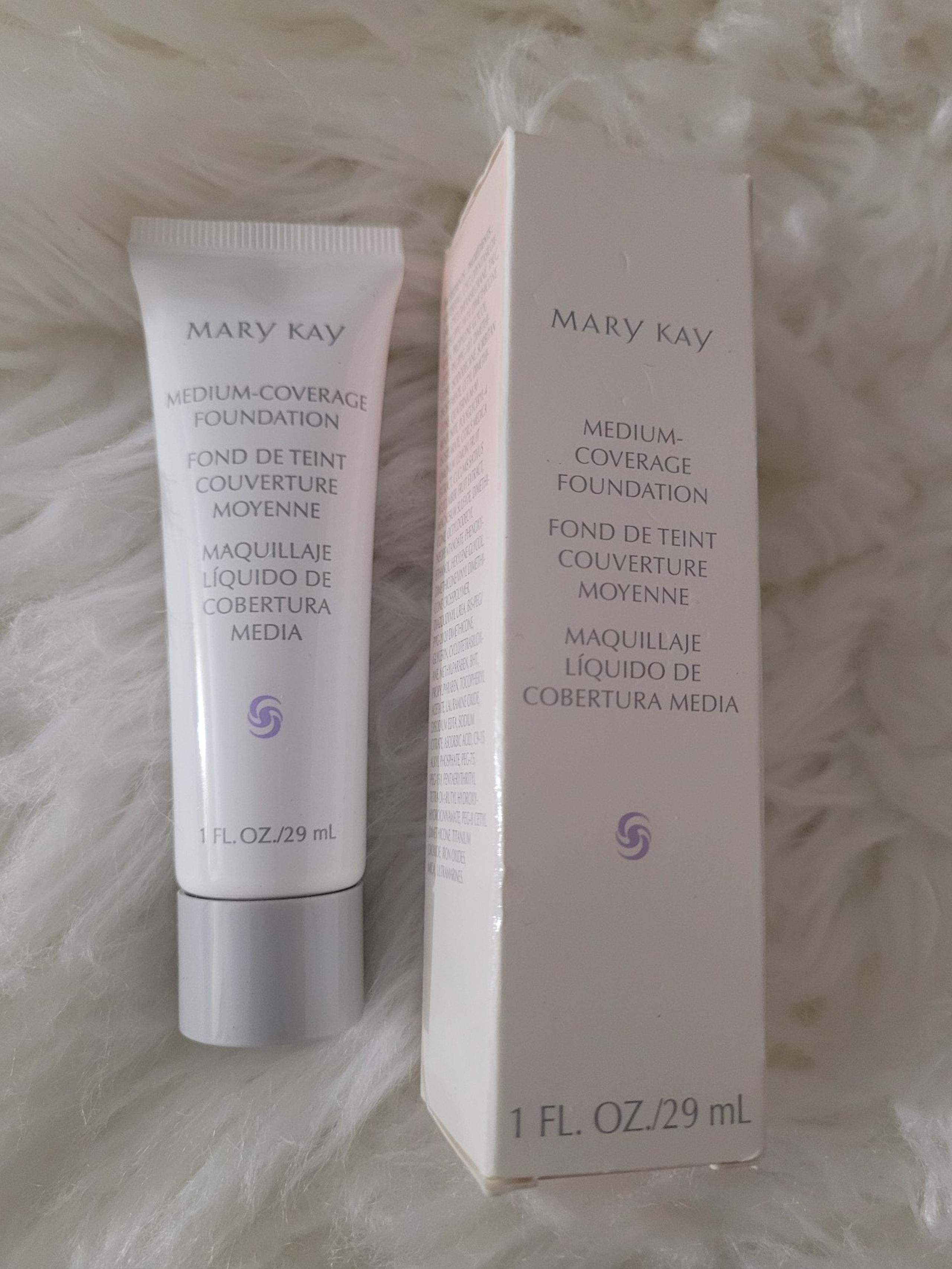 Mary Kay Bronze 504 MEDIUM Coverage Foundation NIB New Style Gray Cap 042010