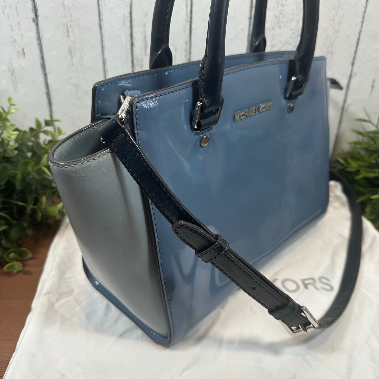 micheal kors selma medium