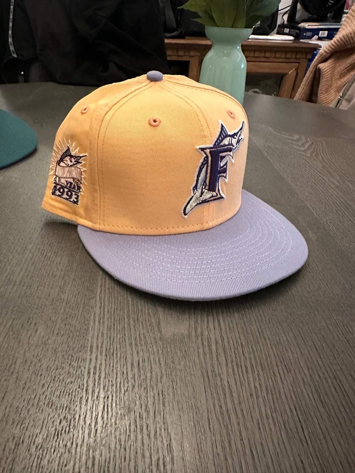 Florida / Miami Marlins 7 1/2 pre worn*