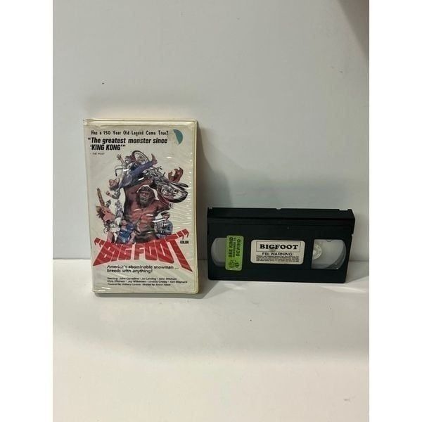BIG FOOT VHS Clamshell World Video Pictures 1971