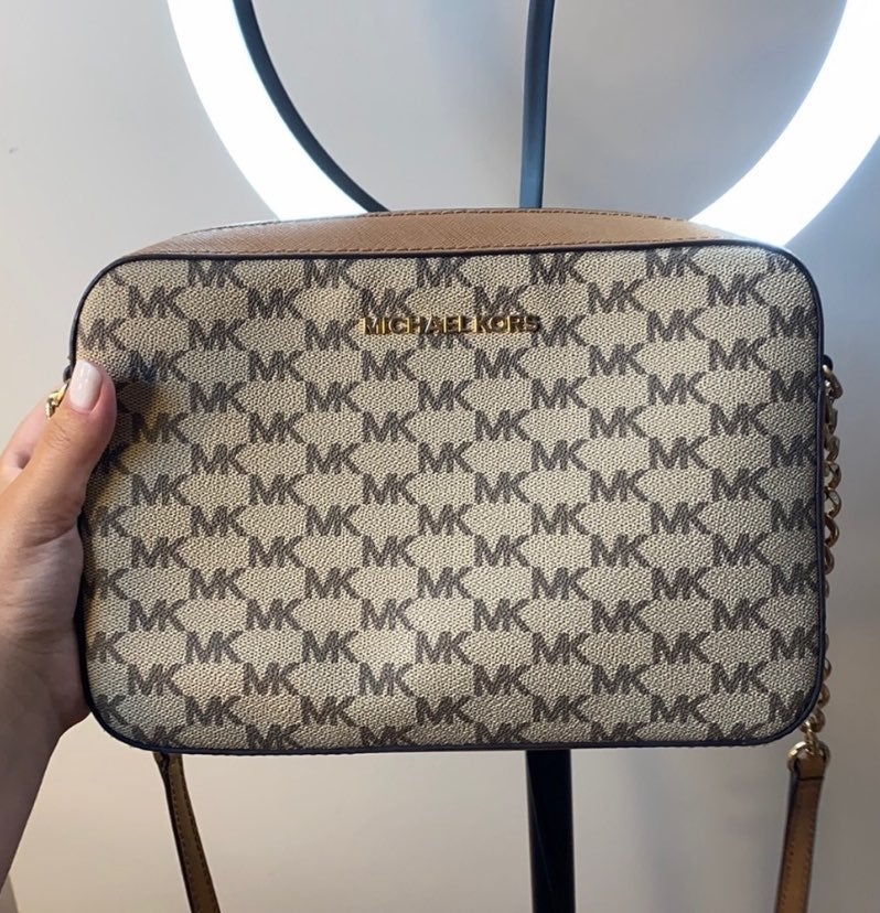 Michael Kors crossbody purse