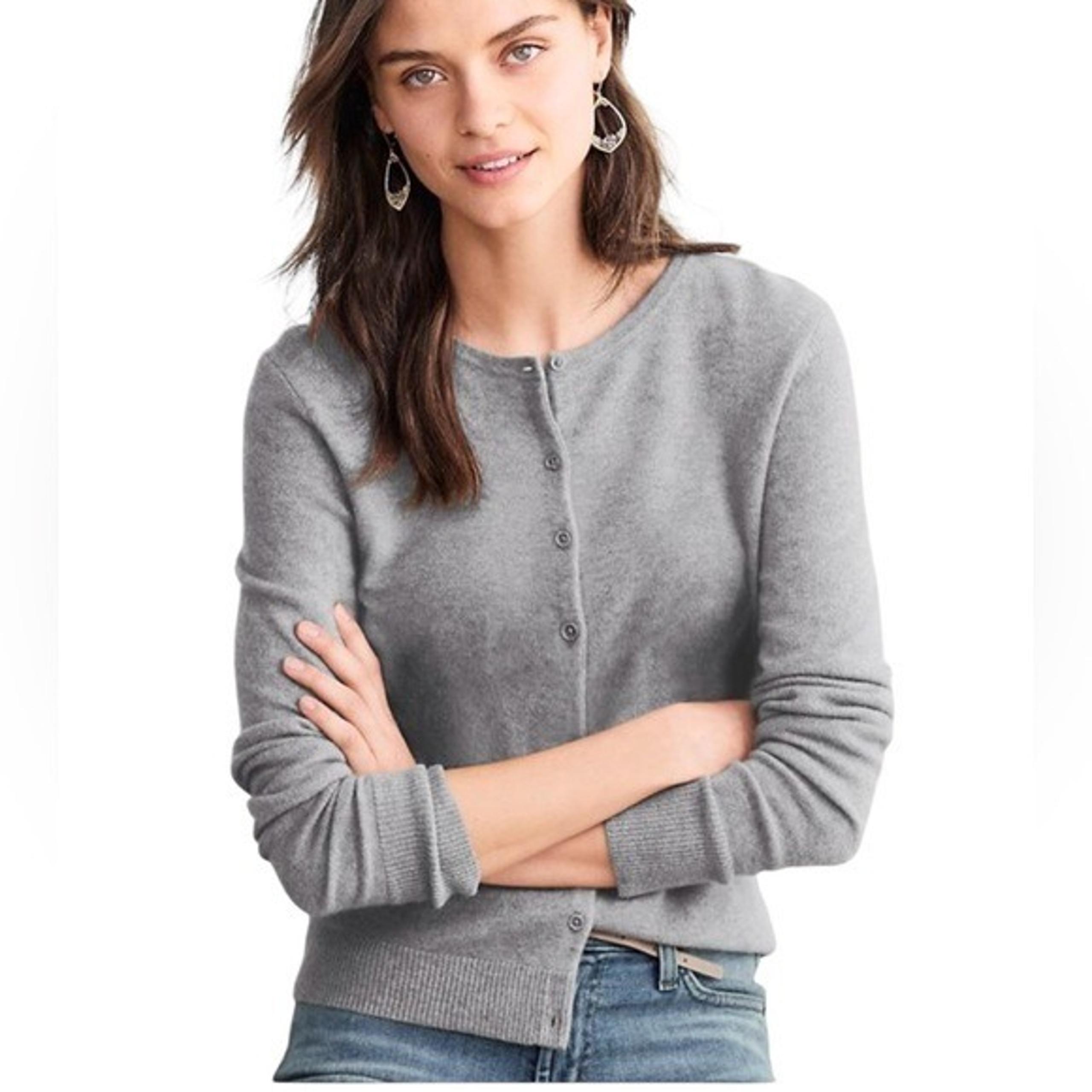 Garnet Hill Essential Cashmere Retro Cardigan Sweater Gray Size S retail $189