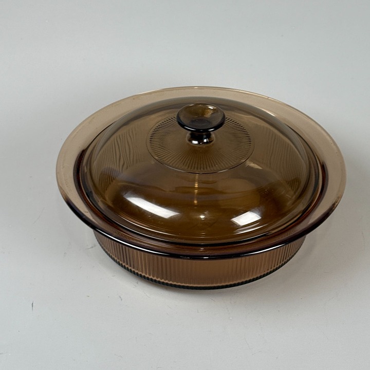 Vintage Corning Vision Amber 2.5 Quart Glass Casserole Dish With Lid