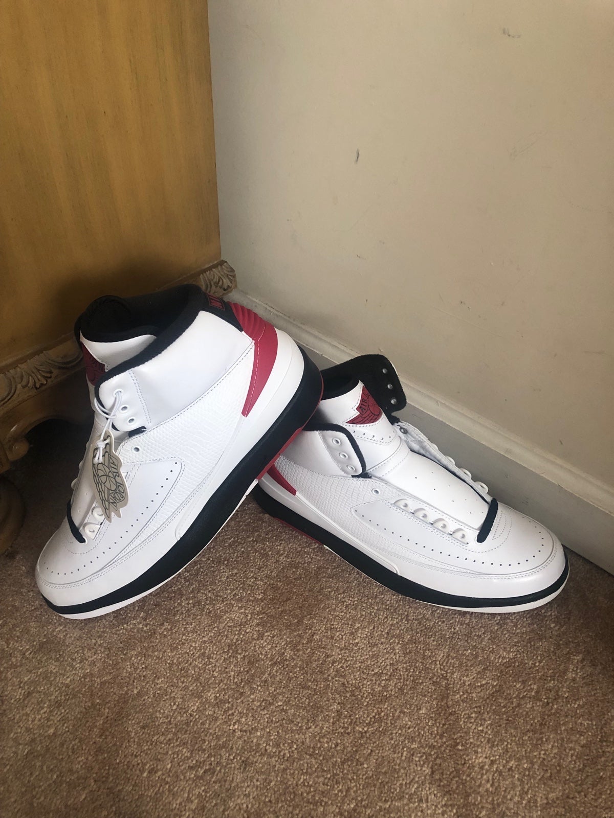 Air Jordan 2 Mid
