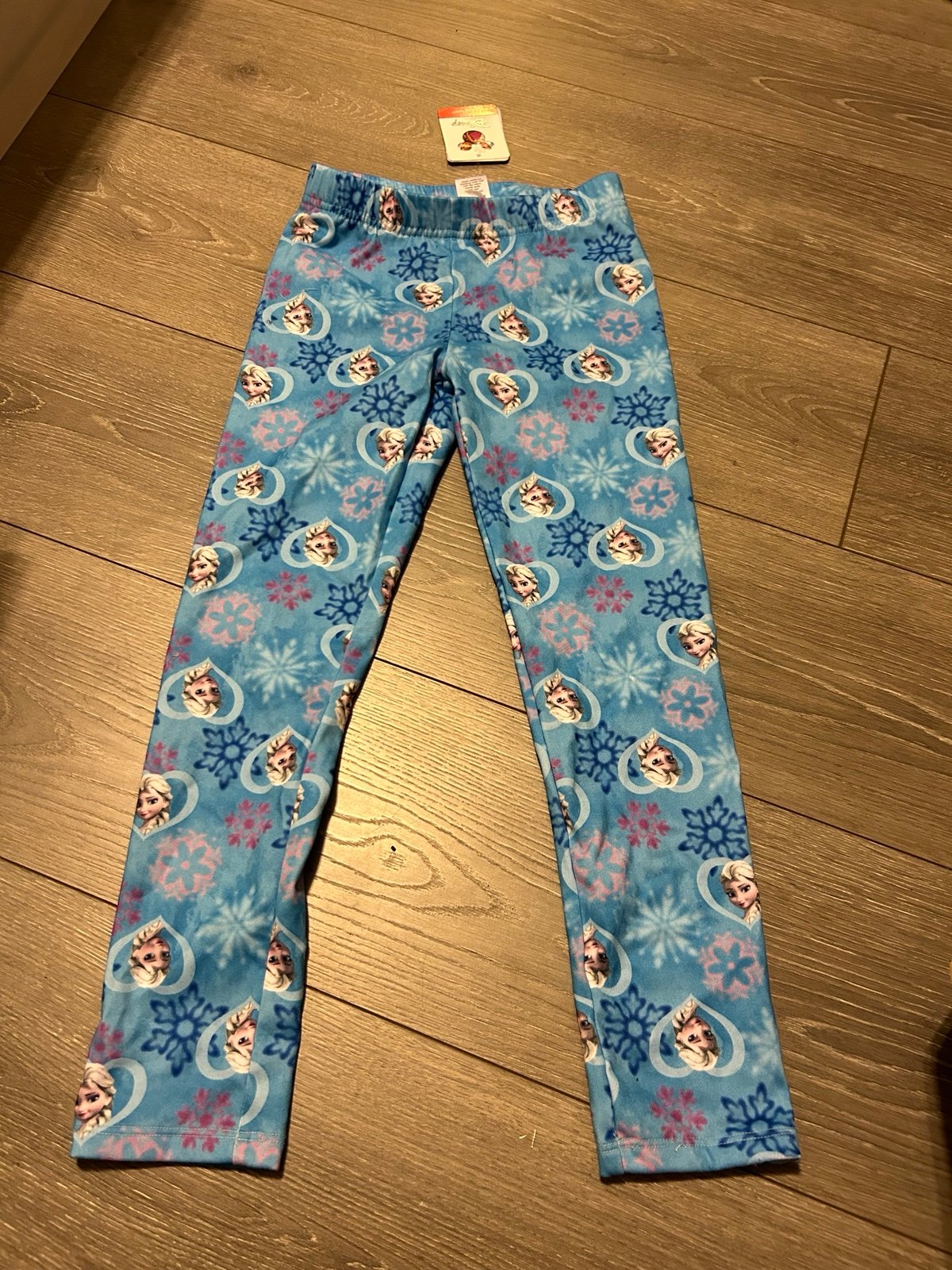 NWT Frozen thick fleece like Leggins size 6x