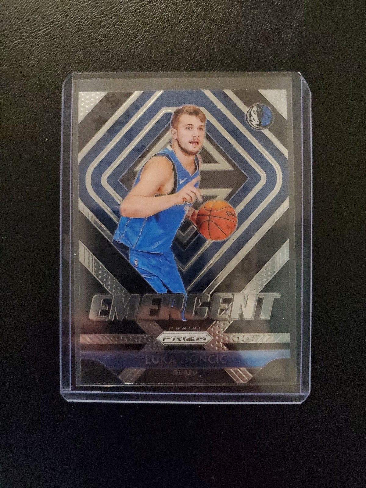 LUKA DONCIC ROOKIE CARD - 2018 PRIZM EMERGENT - DALLAS MAVERICKS