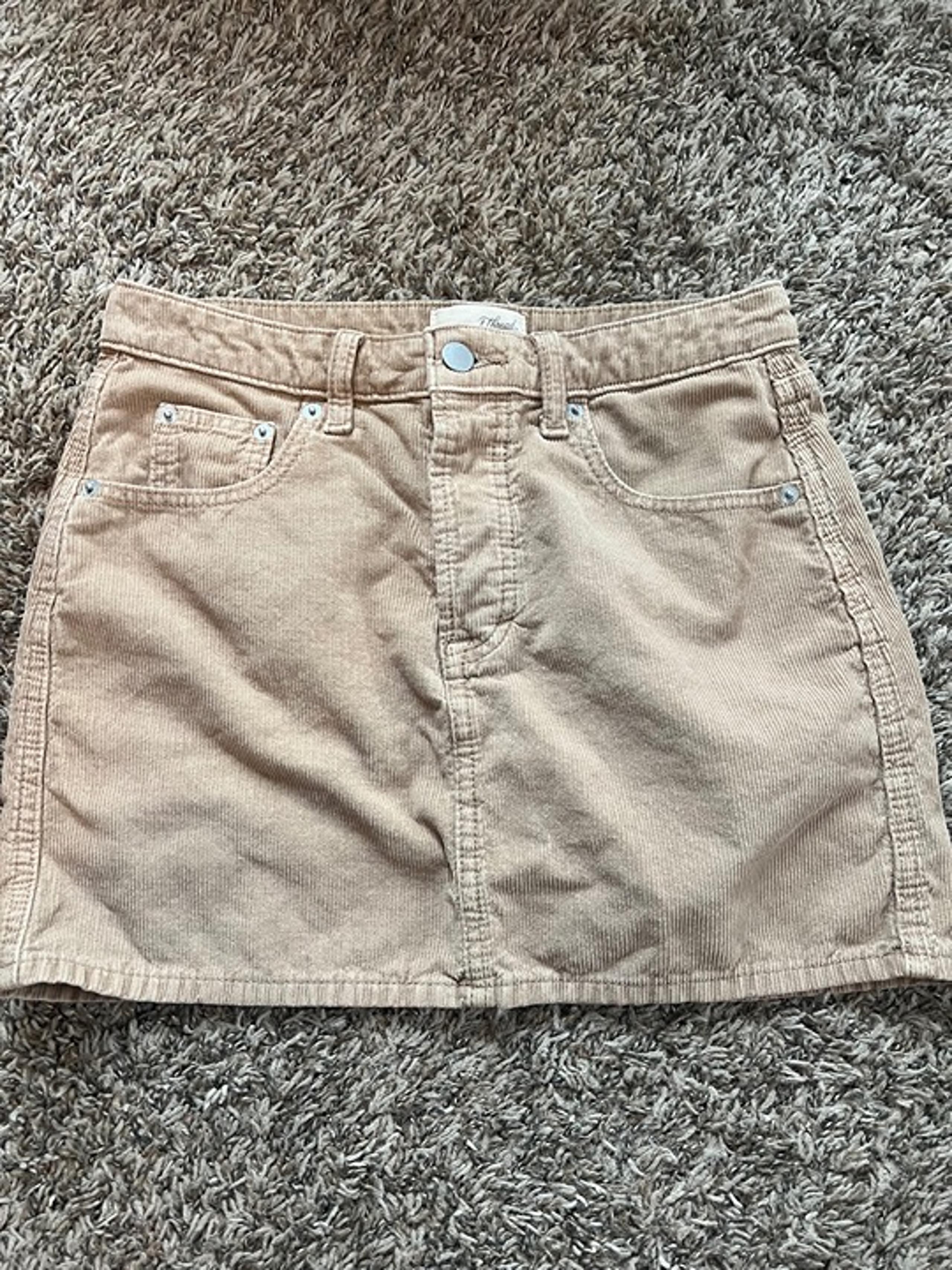 NWOT Universal Thread womens tan corduroy buttonfly mini skirt size 2