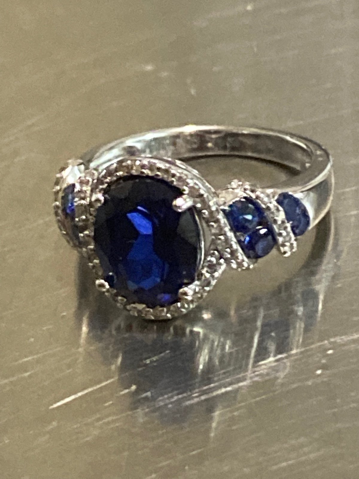 fine sterling silver Oval 3.80ct Sappire Designer ring Size 7