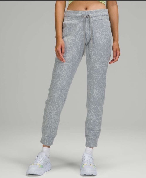 Lululemon Ready to Rulu Jogger 29 size 4 RARE
