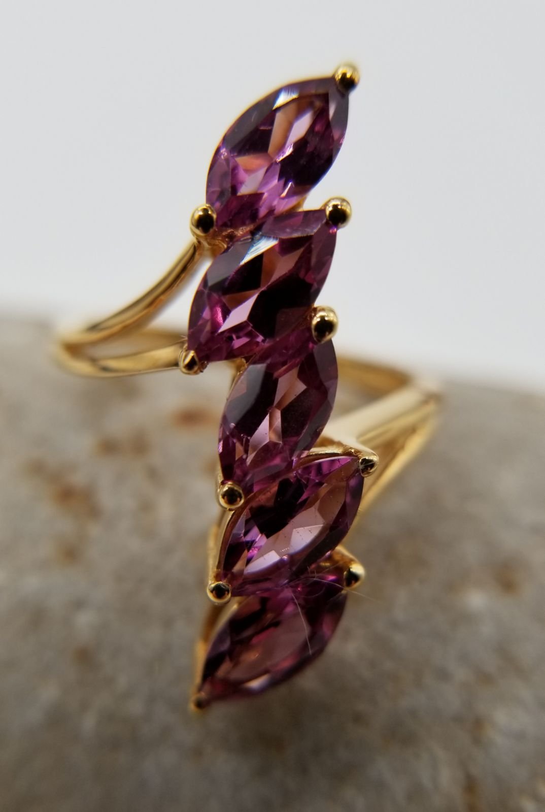 Wine Garnet, Ring.