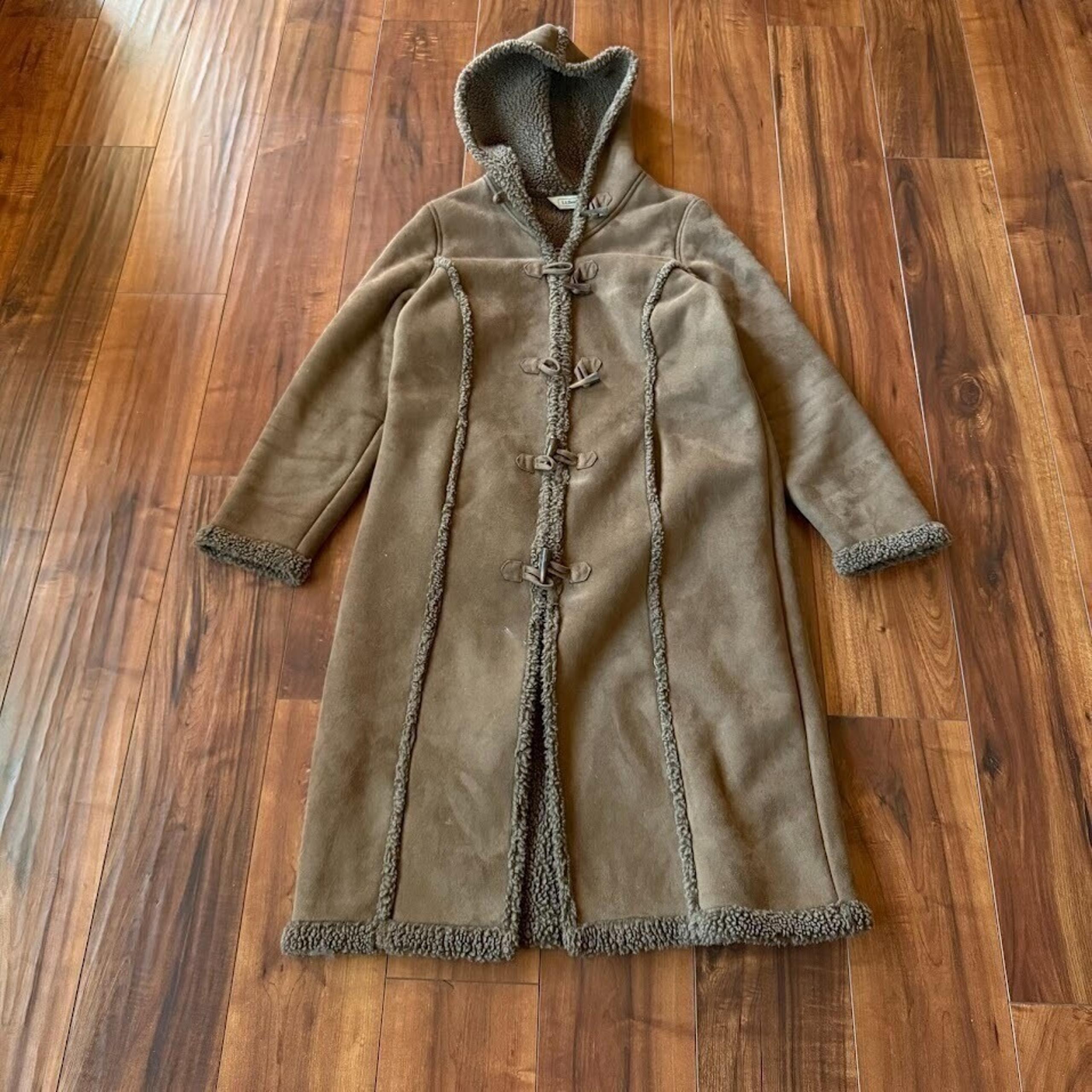 Vintage L.L. Bean Faux Fur Toggle Button Hooded Sherpa Coat Brown Womens Medium