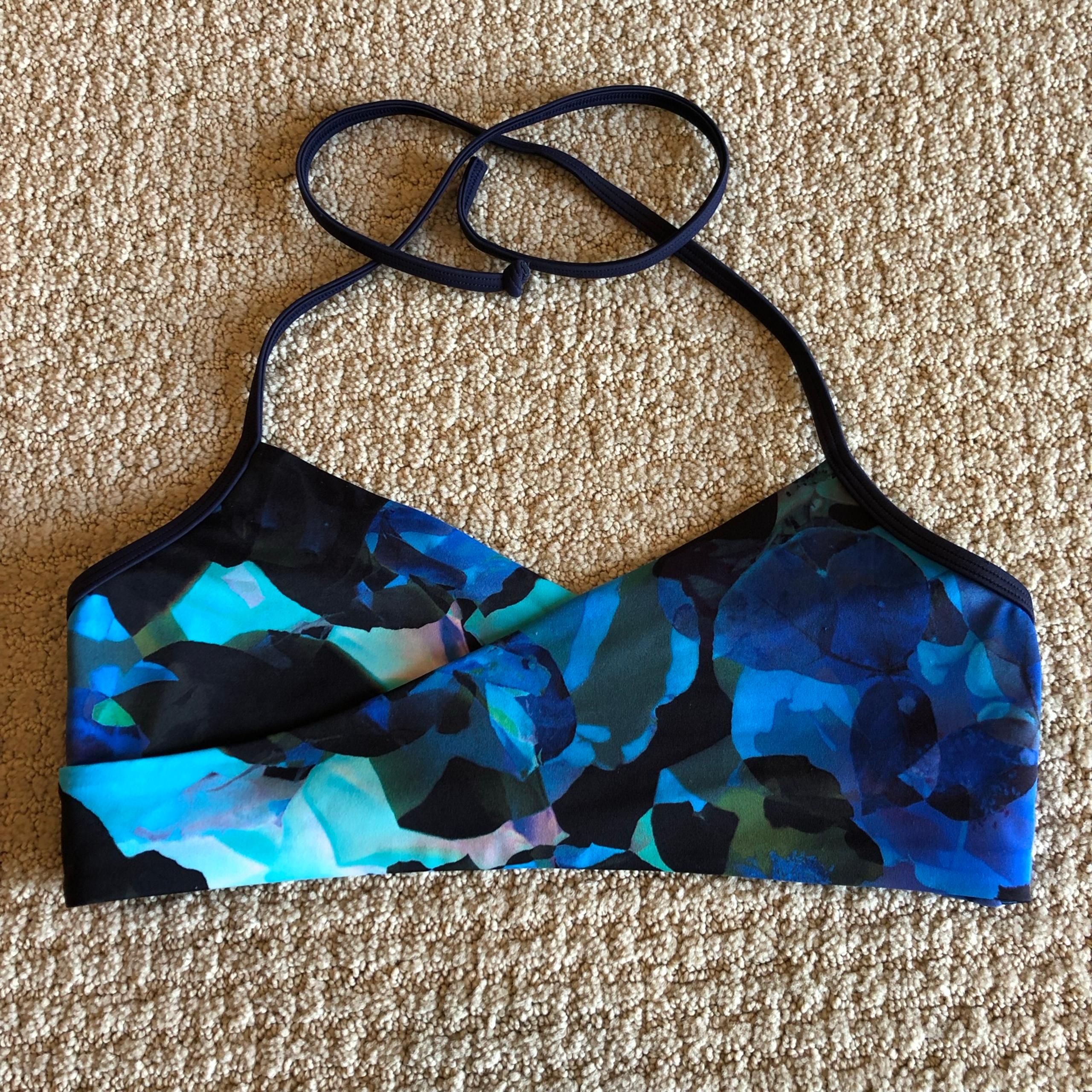 Athleta Wrap Front Bikini Top