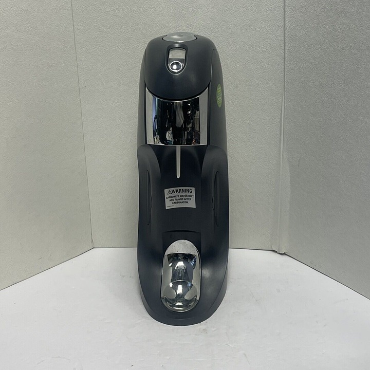SodaStream DS-5001 Soda Water Maker Gray Silver Soda Stream Fizzi Seltzer Tested