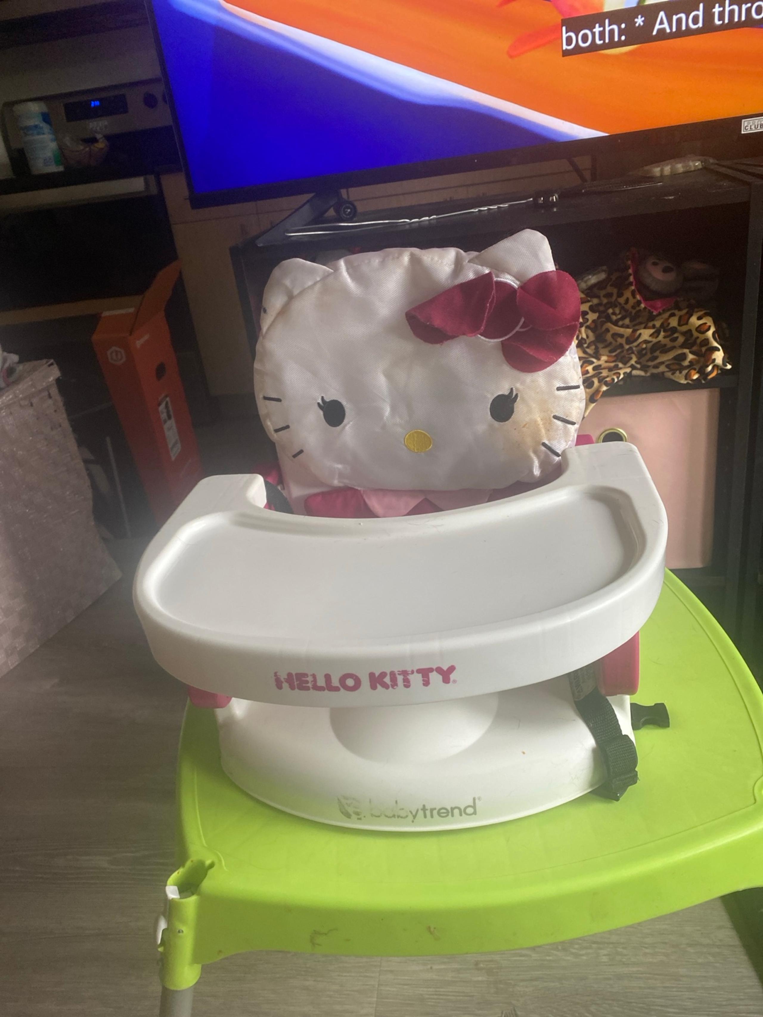 HELLO KITTY PORTABLE HIGH CHAIR INFANT TODDLER BOOSTER SEAT