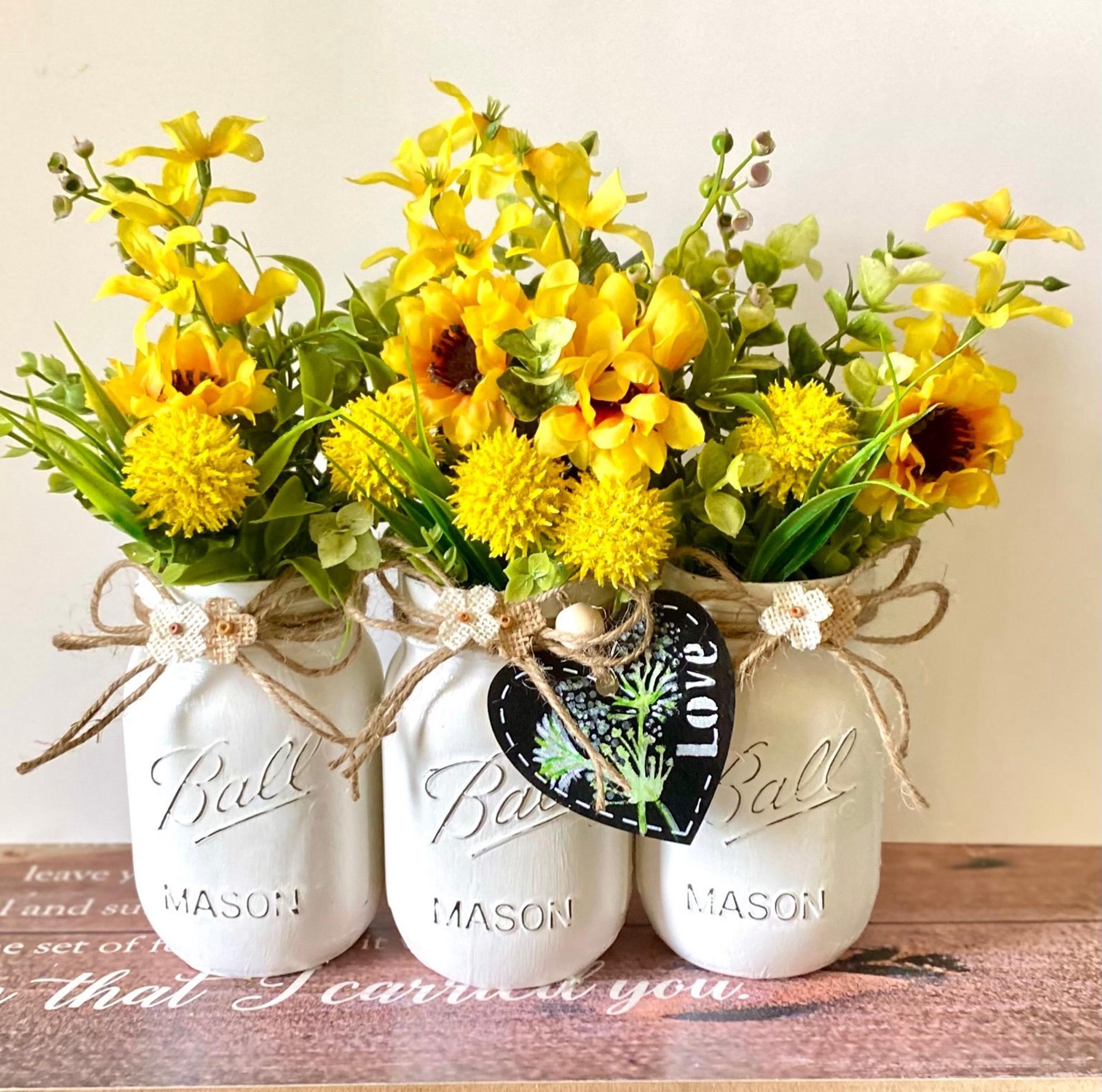 Seriously Brightening Boho Chic Farmhouse Centerpiece ❤️❤️❤️