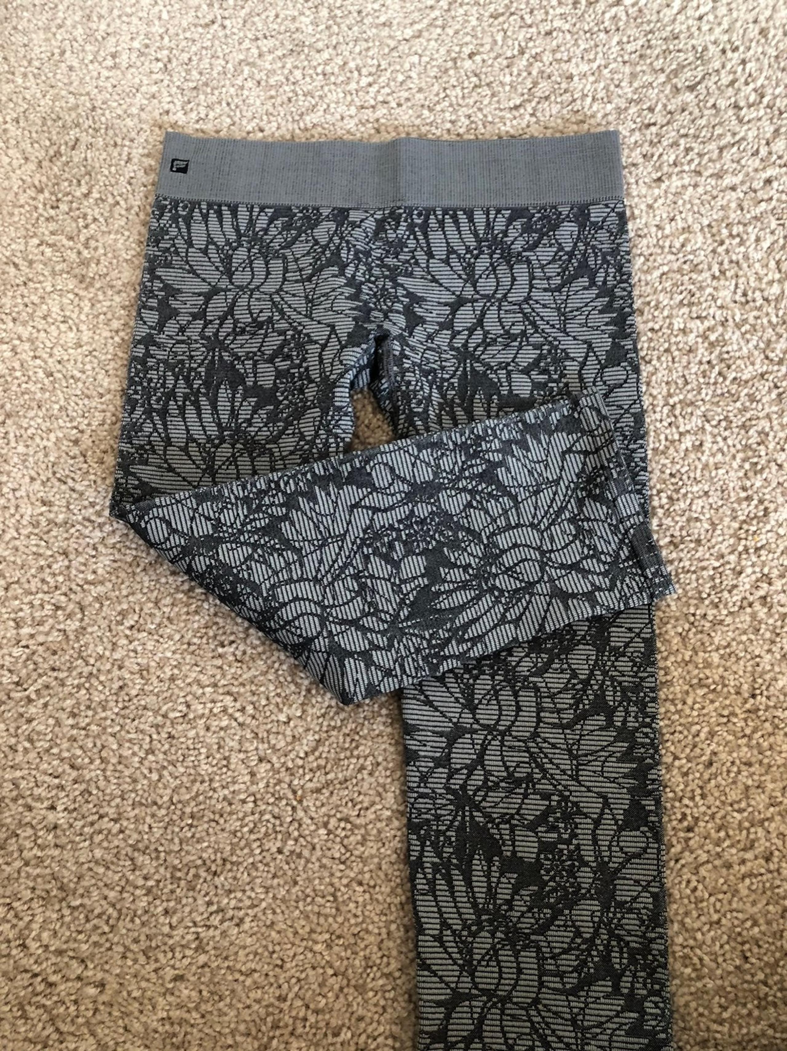 Fabletics Seamless Leggings