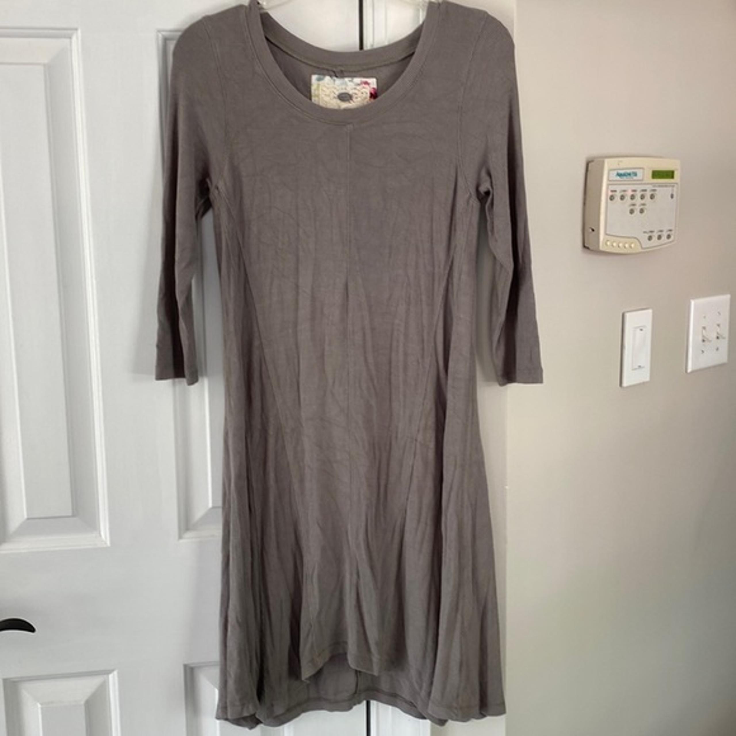 Spring gray knit dress.