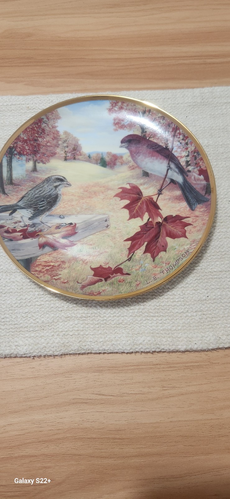 Plate. PURPLE FINCHES COLLECTION. By Linda Thompson. Rare collection