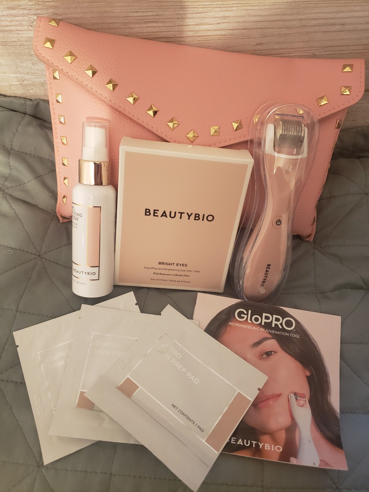 Beautybio Limited Edition On-The-Glo Set w/ Pink Clutch