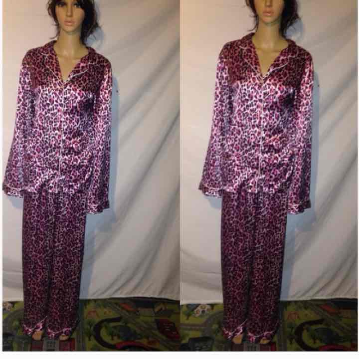 Victoria's Secret PJ SeT size XL