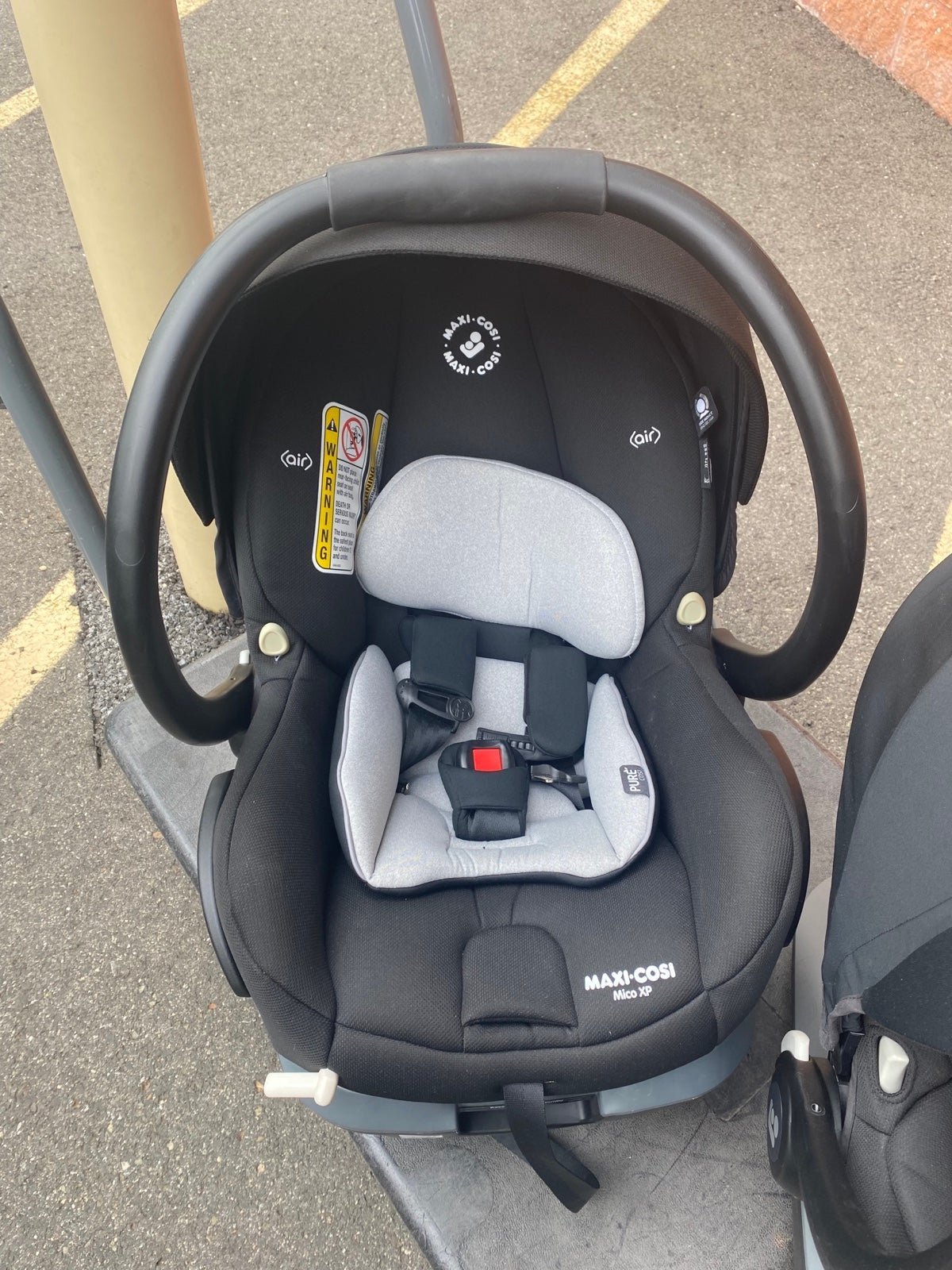 Maxi-Cosi Mico XP Infant Car Seat
