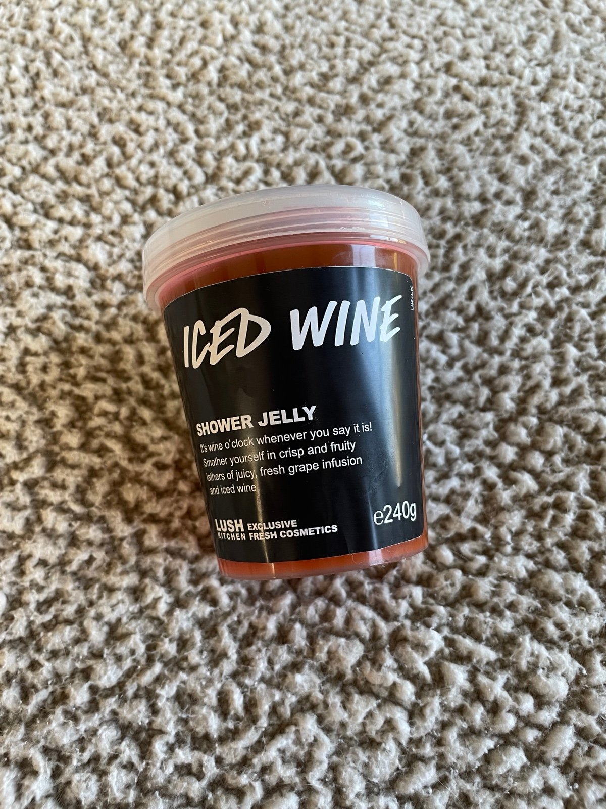 *HTF* Lush Kitchen 240g Iced Wine Shower Jelly