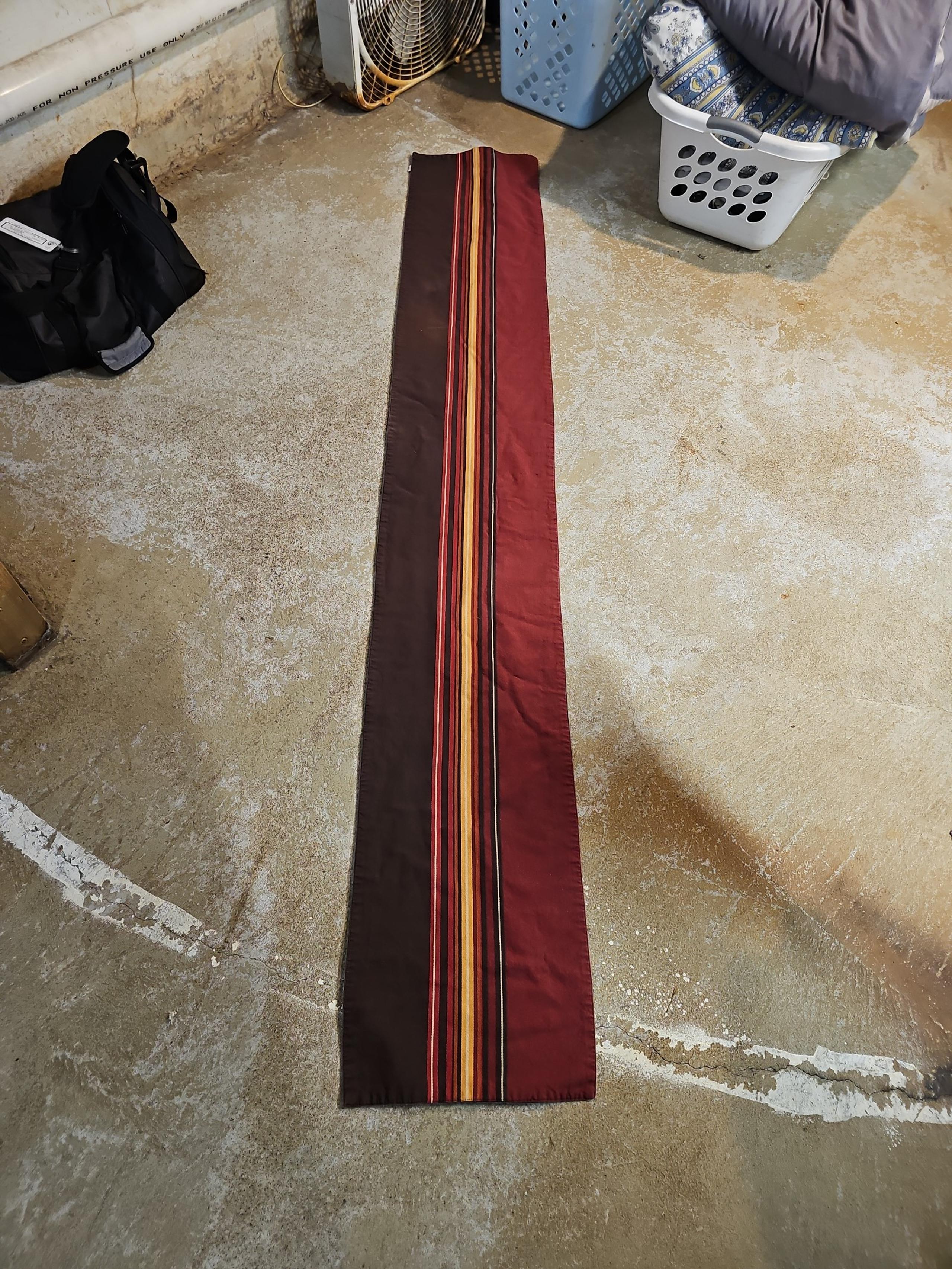 Table runner