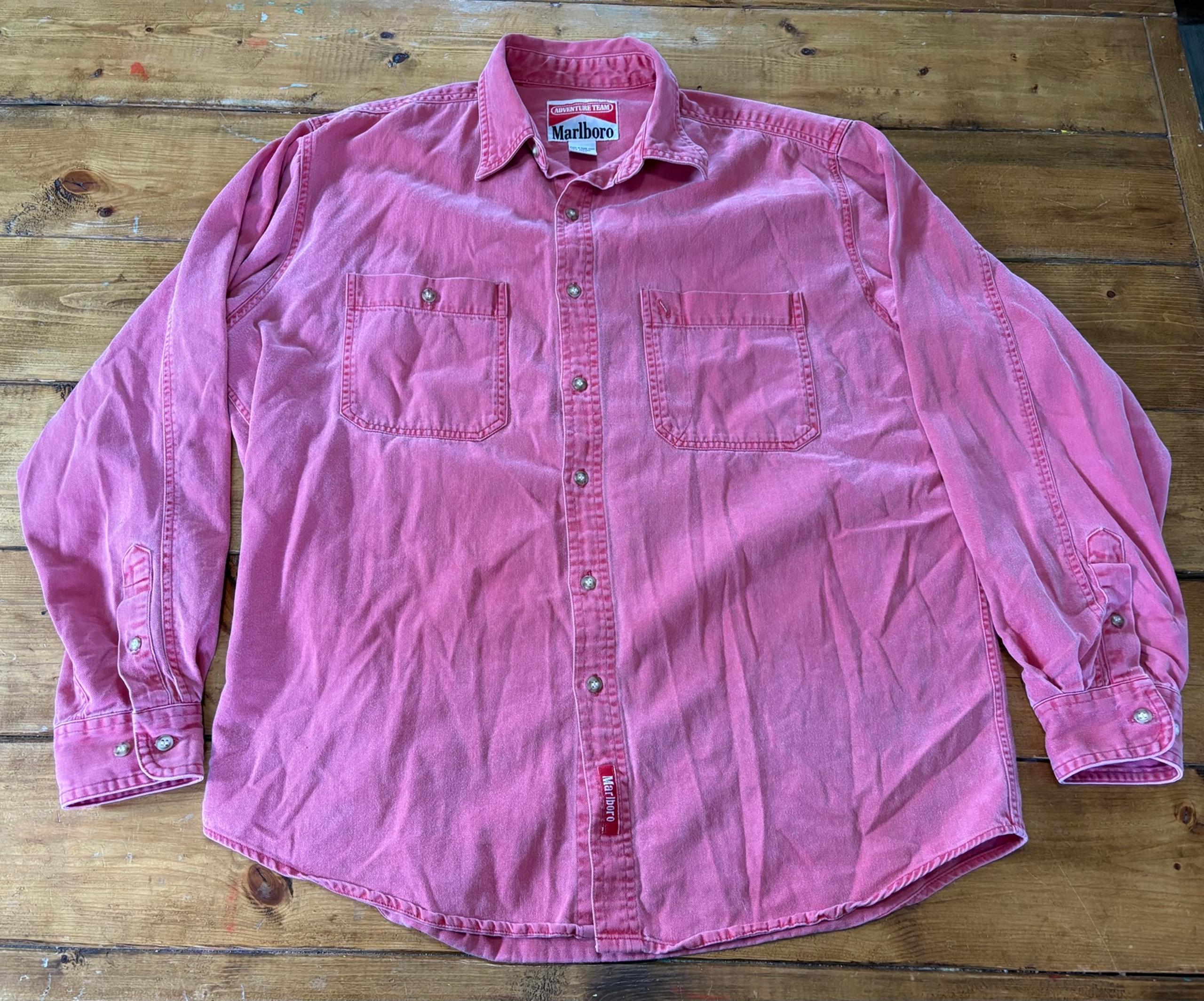Vintage Marlboro button up shirt men’s size Medium