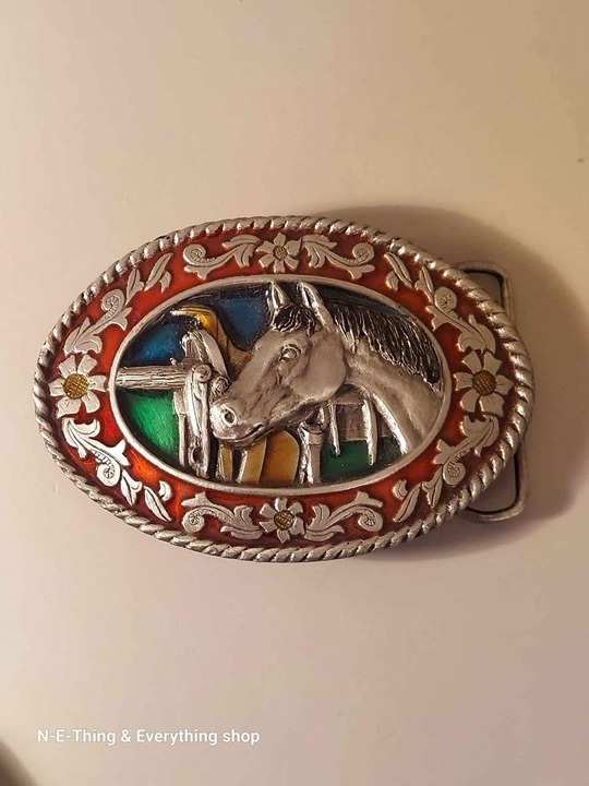 Vintage 1985 Siskiyou Enamel Horse Belt Buckle