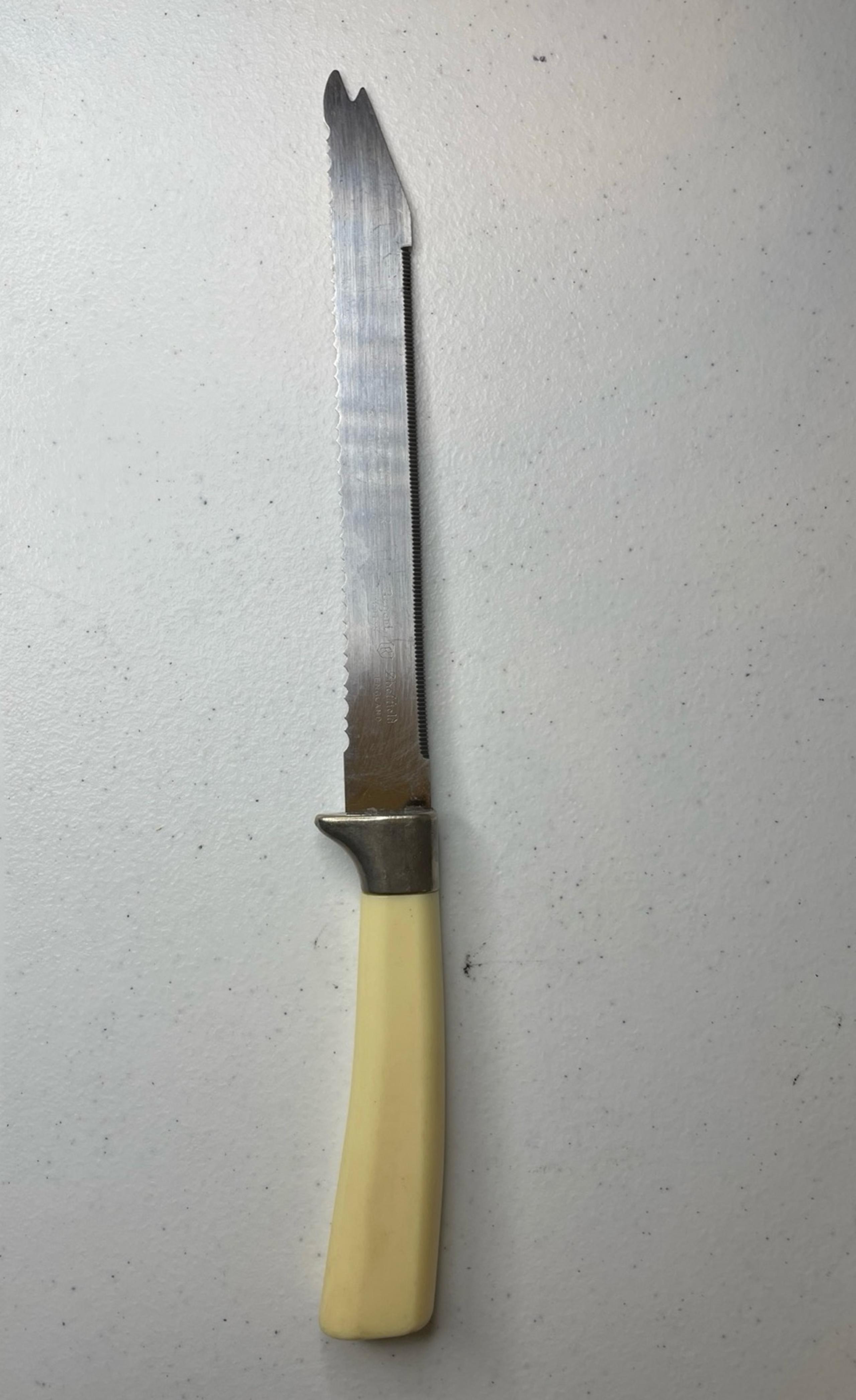 Sheffield England The Miracle Worker knife. Regent stainless